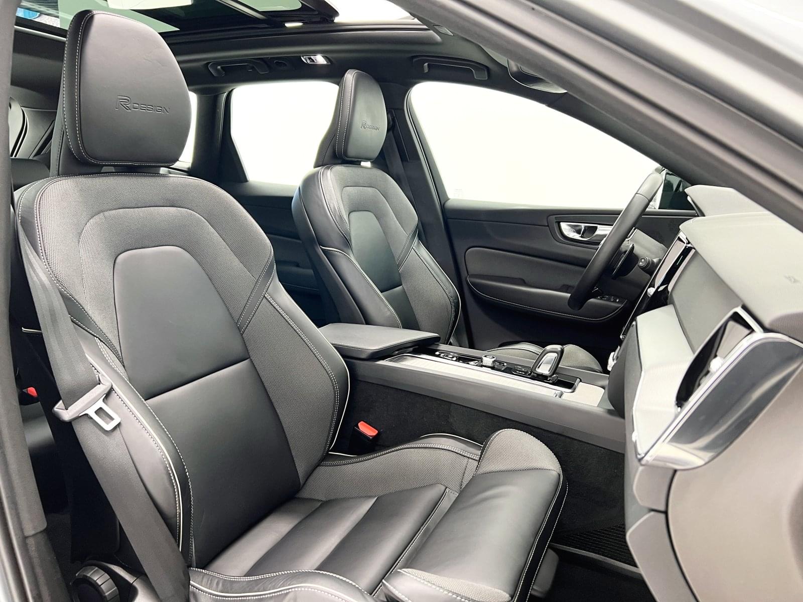 VOLVO XC60 2.0 T8 AWD R-Design 390CV 41 