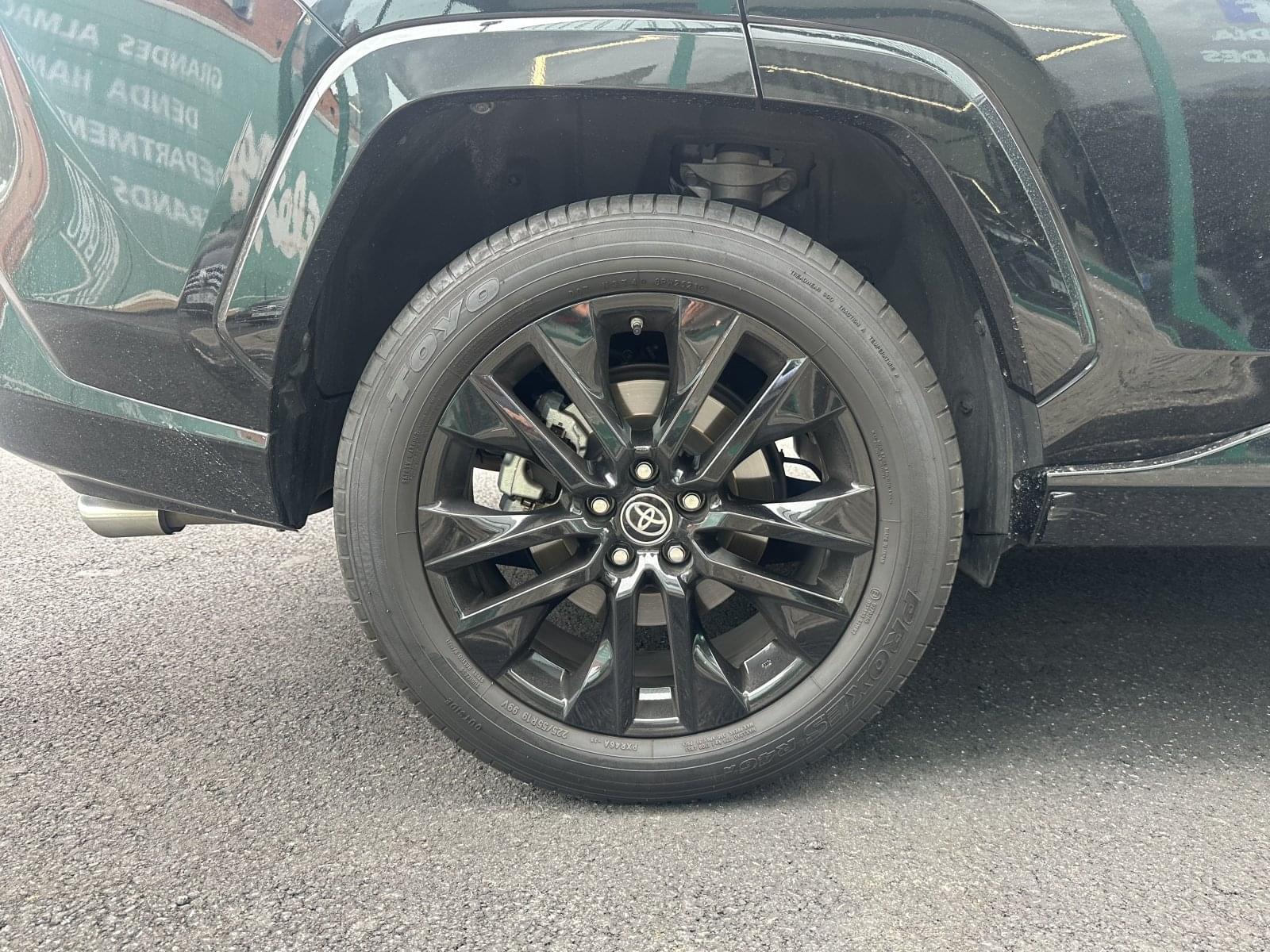 TOYOTA RAV4 2.5L 220H BLACK EDITION 7 