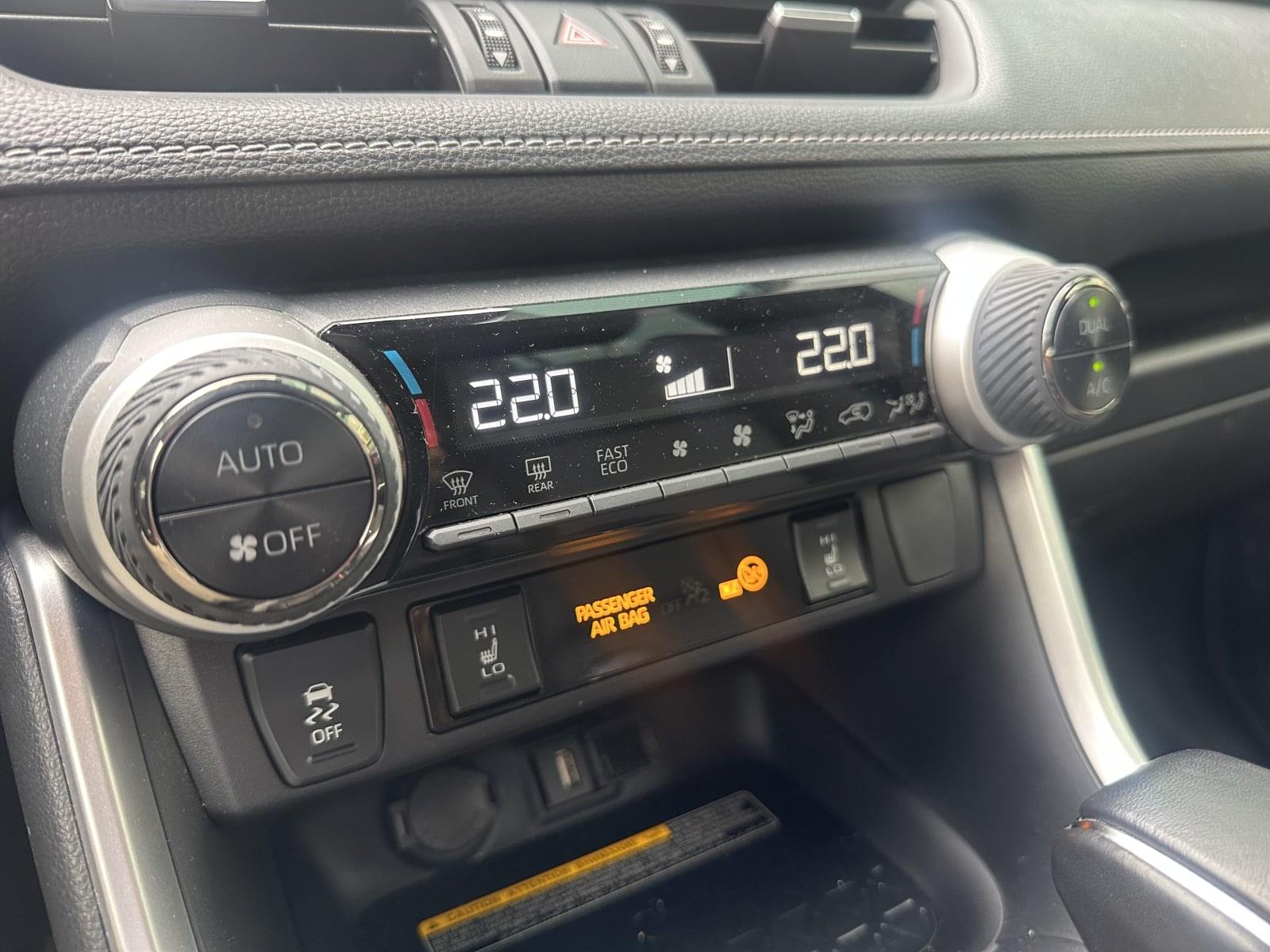 TOYOTA RAV4 2.5L 220H BLACK EDITION 9 