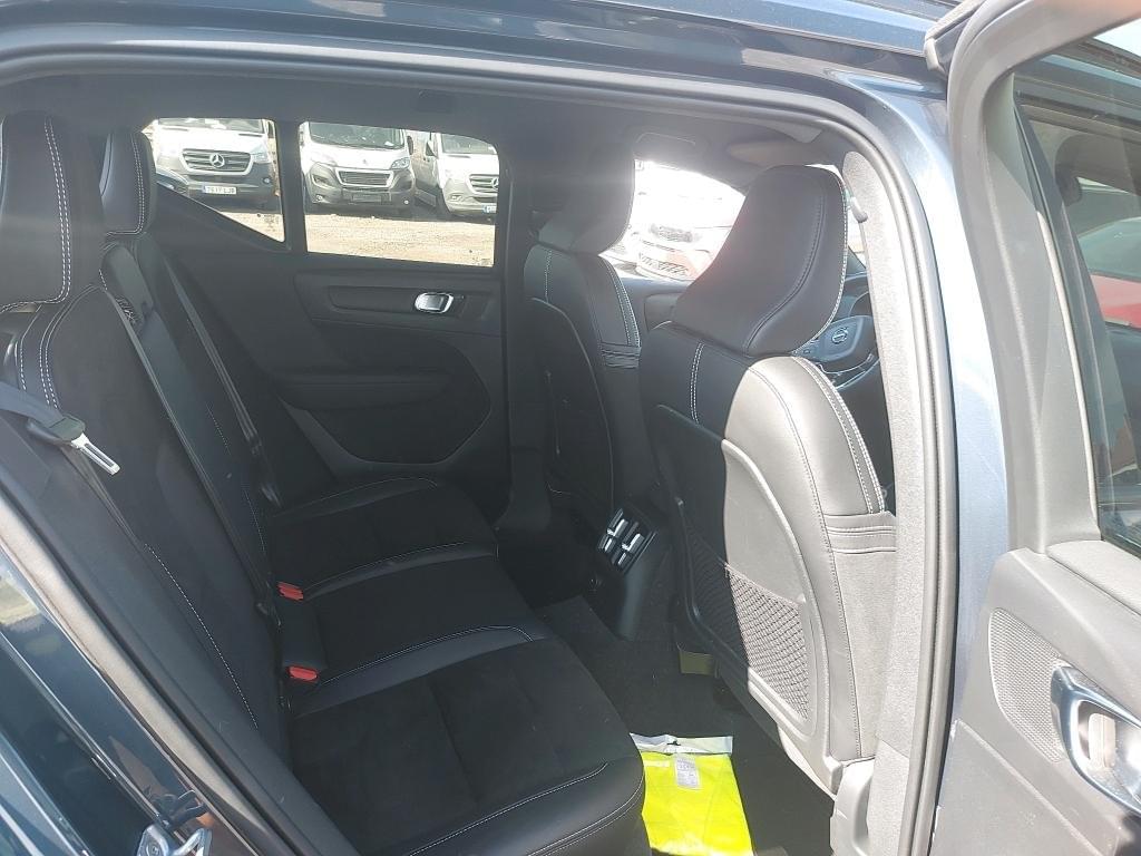 VOLVO XC40 1.5 T5 262CV  Recharge R-Design 10 