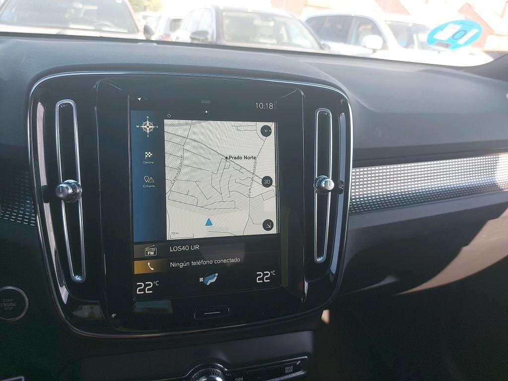 VOLVO XC40 1.5 T5 262CV  Recharge R-Design 7 