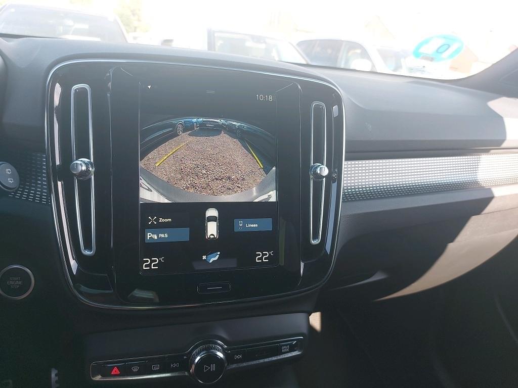 VOLVO XC40 1.5 T5 262CV  Recharge R-Design 8 