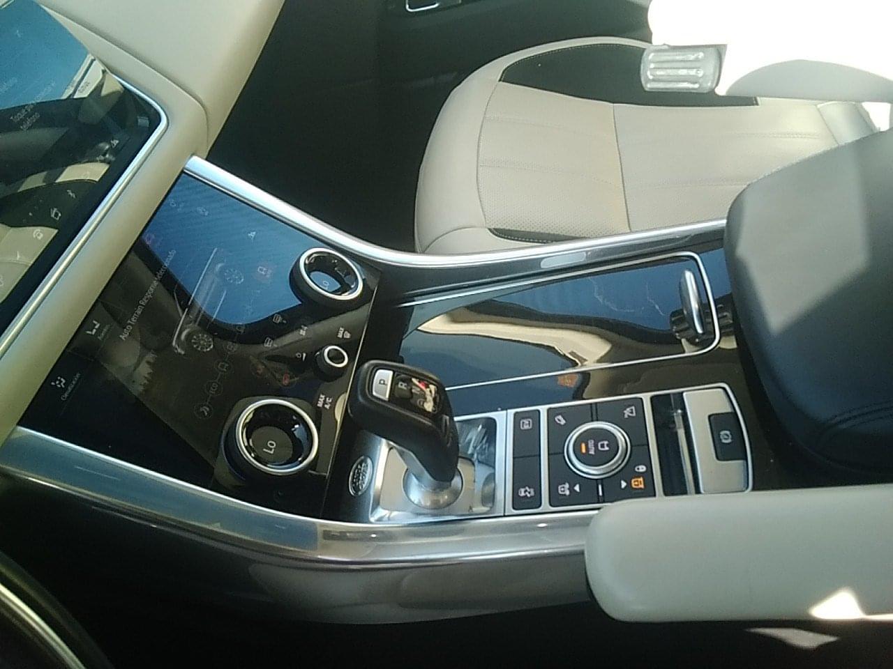 LAND ROVER RANGE ROVER SPORT 2.0 404 CV HSE DYNAMIC 7 