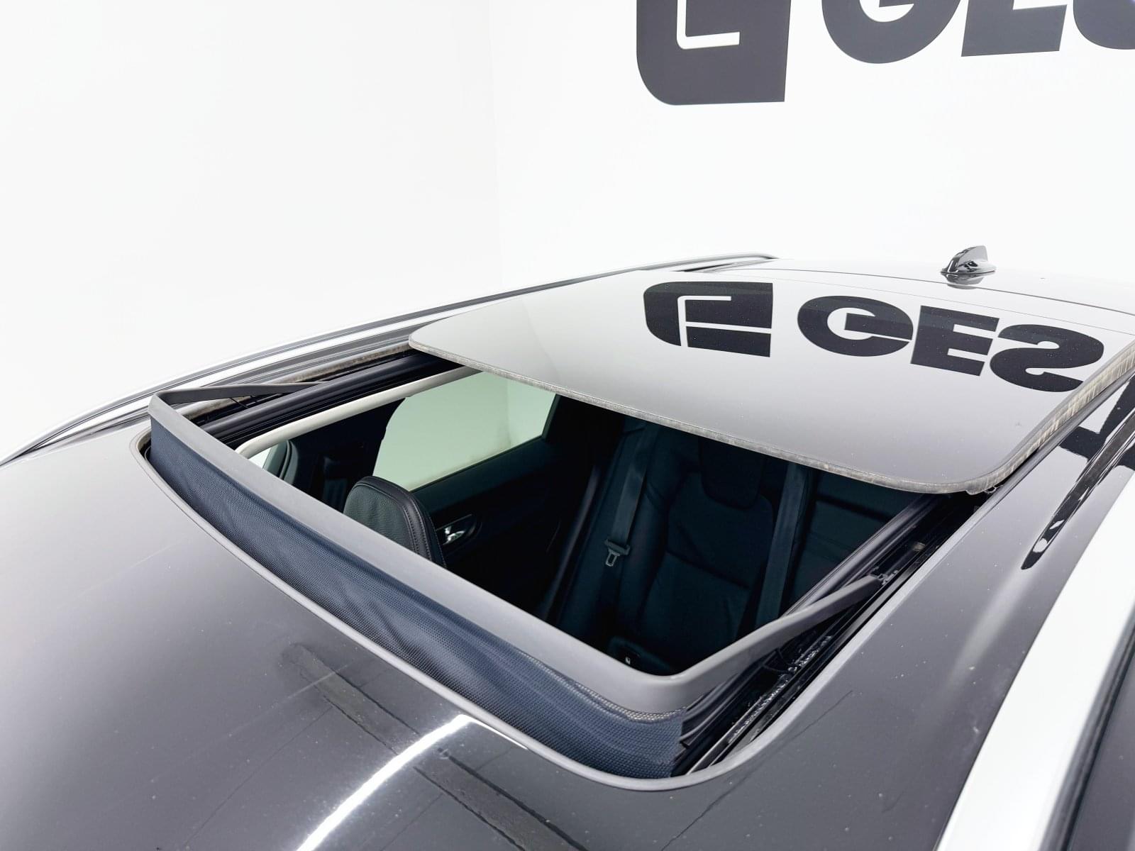 VOLVO XC60 2.0 T6 INSCRIPTION AUTO 340CV 10 