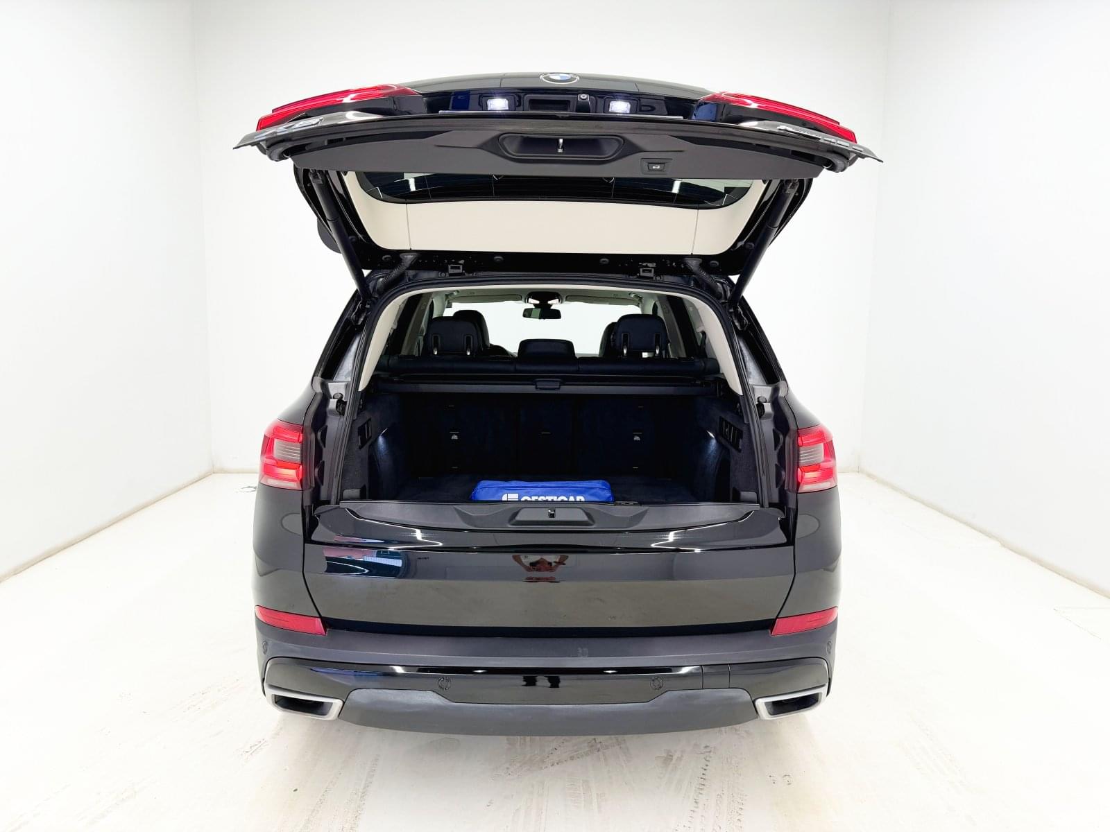 BMW X5 XDRIVE45E 394 CV 13