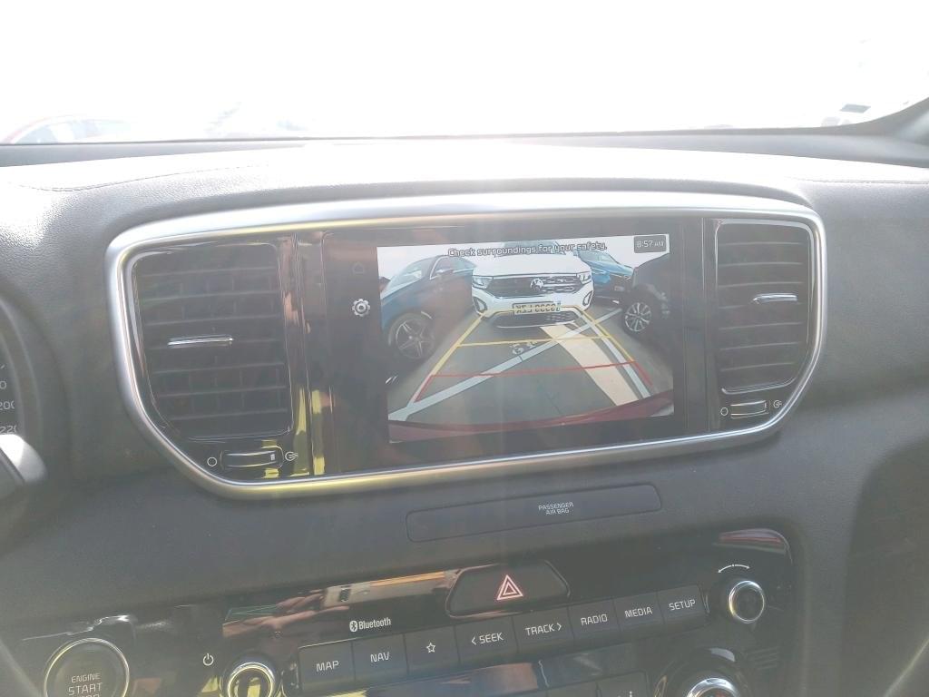 KIA SPORTAGE GT LINE ESSENTIAL 1.6 CRDI 136CV 9 