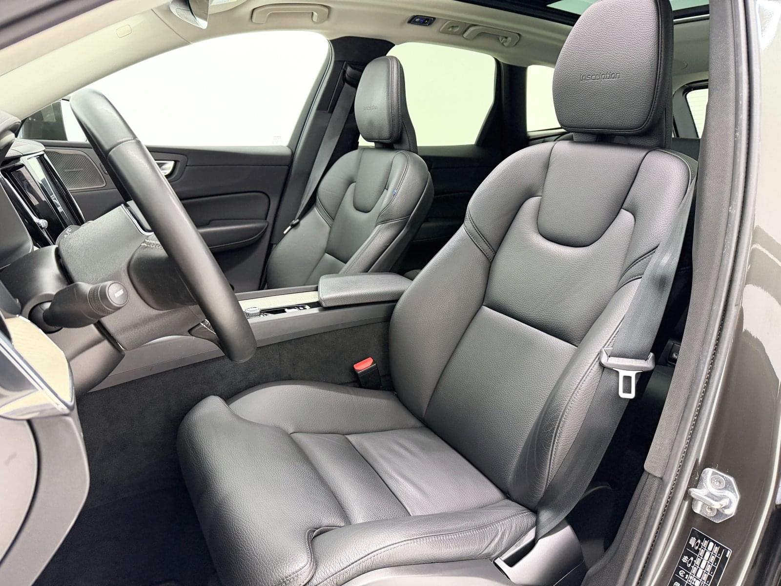 VOLVO XC60 2.0 T8 AWD INSCRIPTION AUTO 390CV 26 