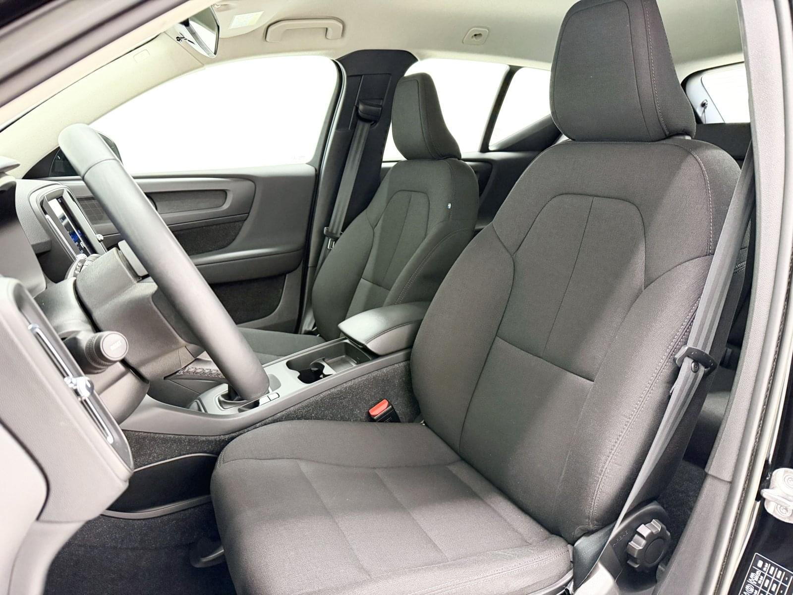 VOLVO XC40 ESSENTIAL  1.5 130CV MT6 E6D 23 