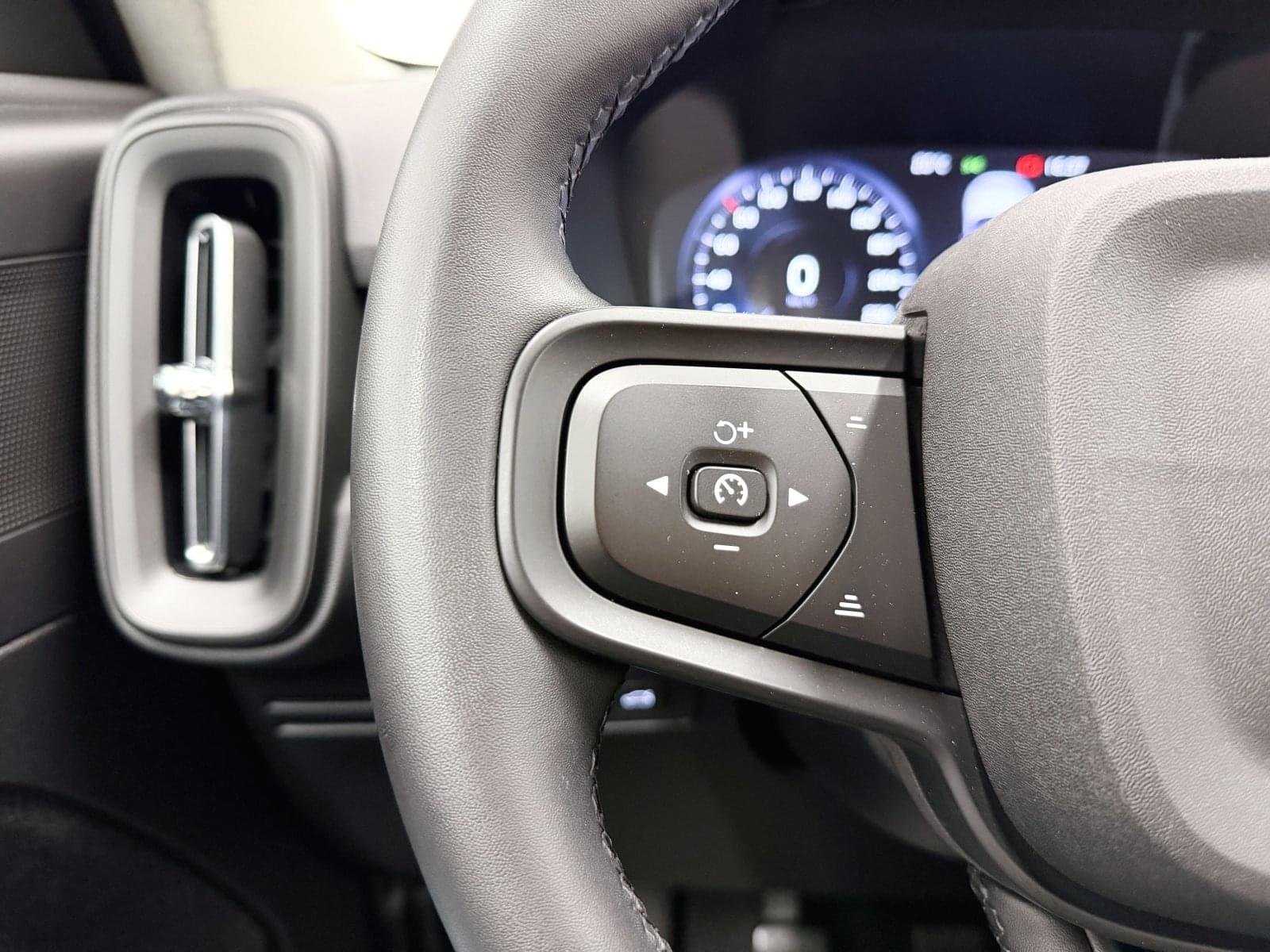 VOLVO XC40 ESSENTIAL  1.5 130CV MT6 E6D 28 