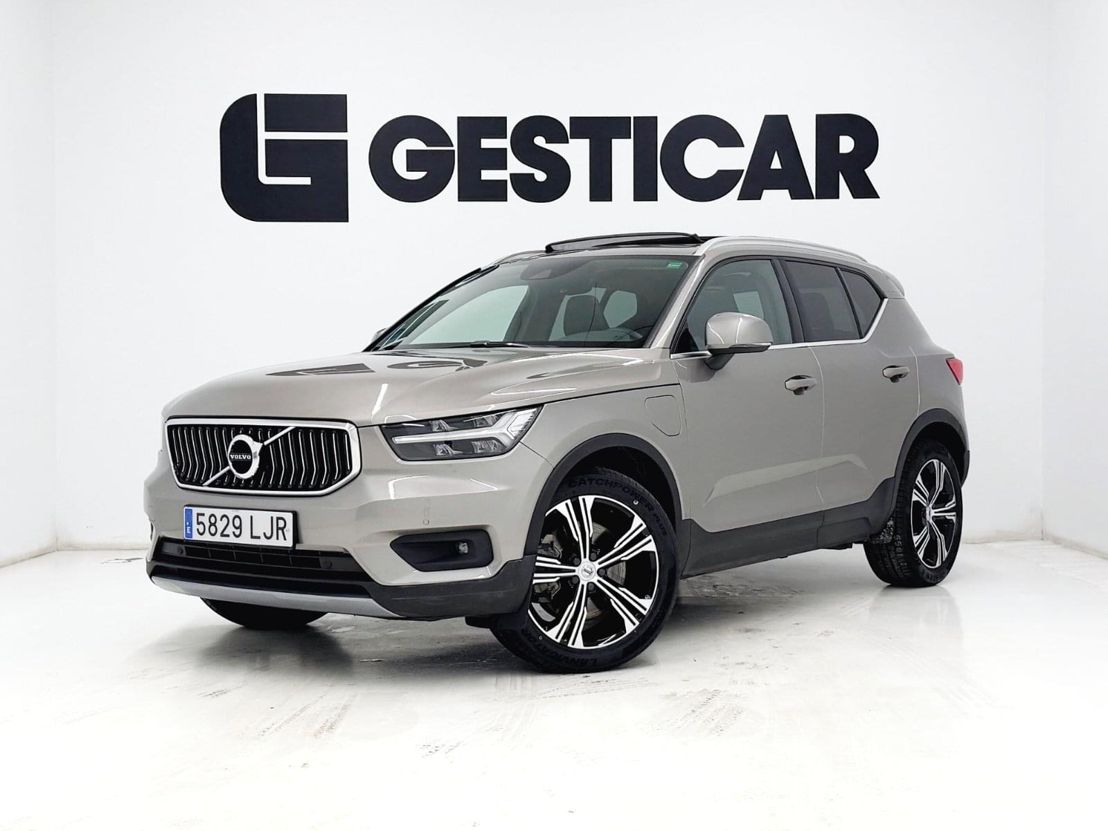 VOLVO XC40 1.5 PLUG-IN HYBRID INSCRIPTION T5 262CV 1 