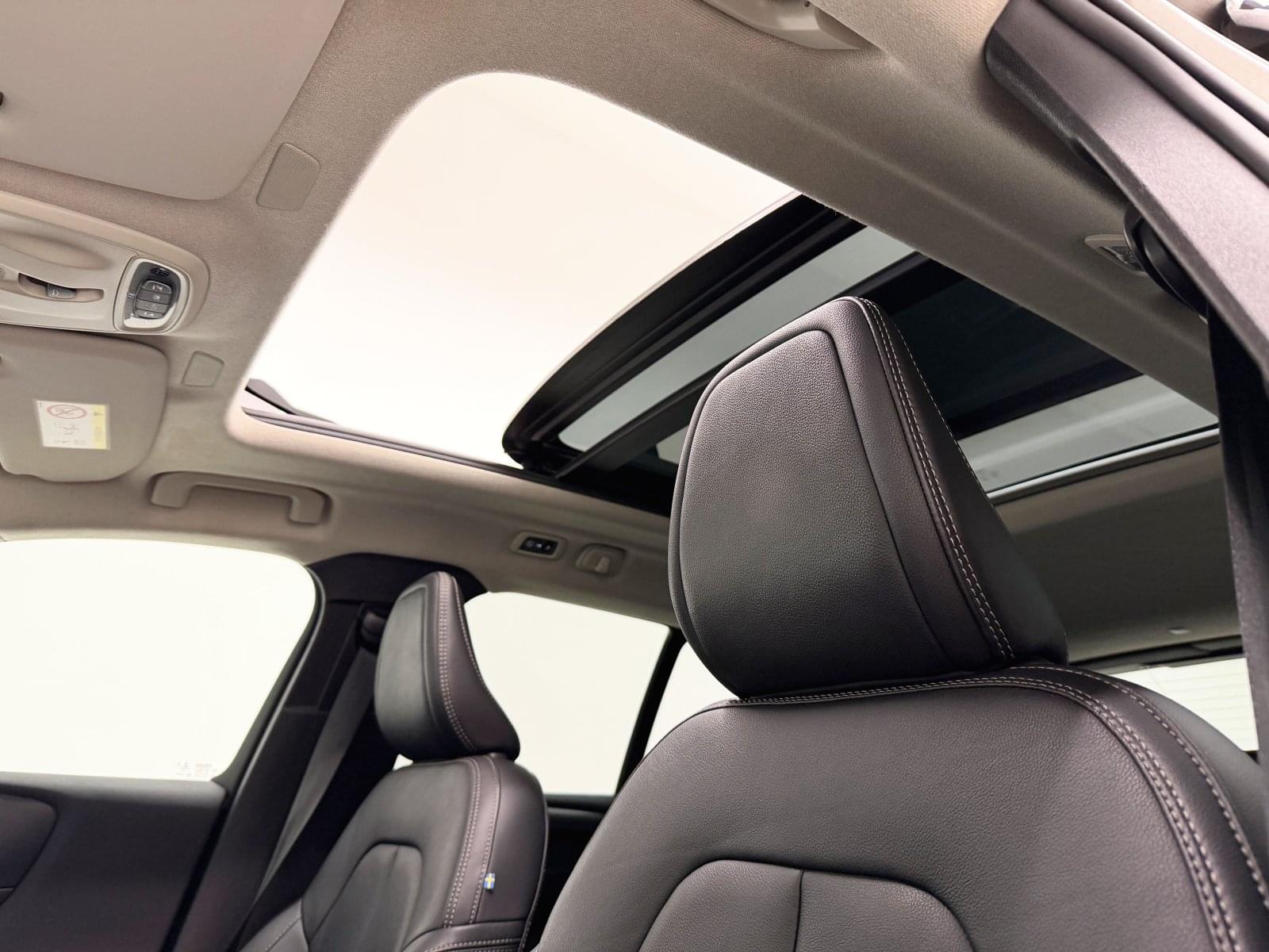 VOLVO XC40 1.5 PLUG-IN HYBRID INSCRIPTION T5 262CV 26 