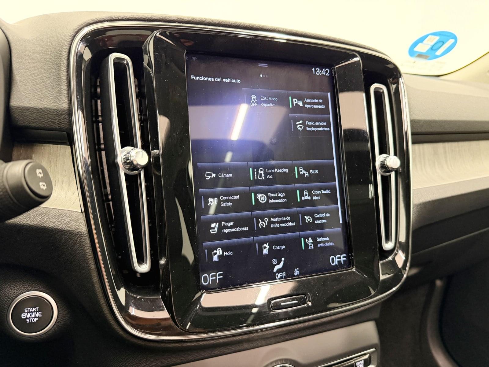 VOLVO XC40 1.5 PLUG-IN HYBRID INSCRIPTION T5 262CV 36 