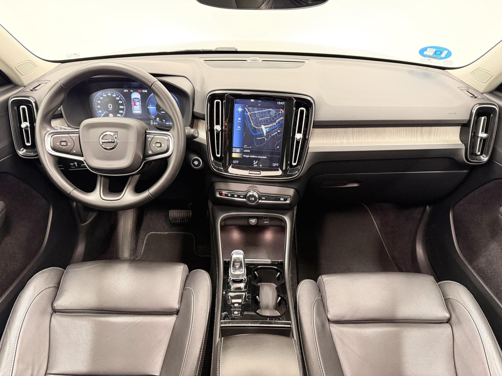 VOLVO XC40 1.5 PLUG-IN HYBRID INSCRIPTION T5 262CV 29 