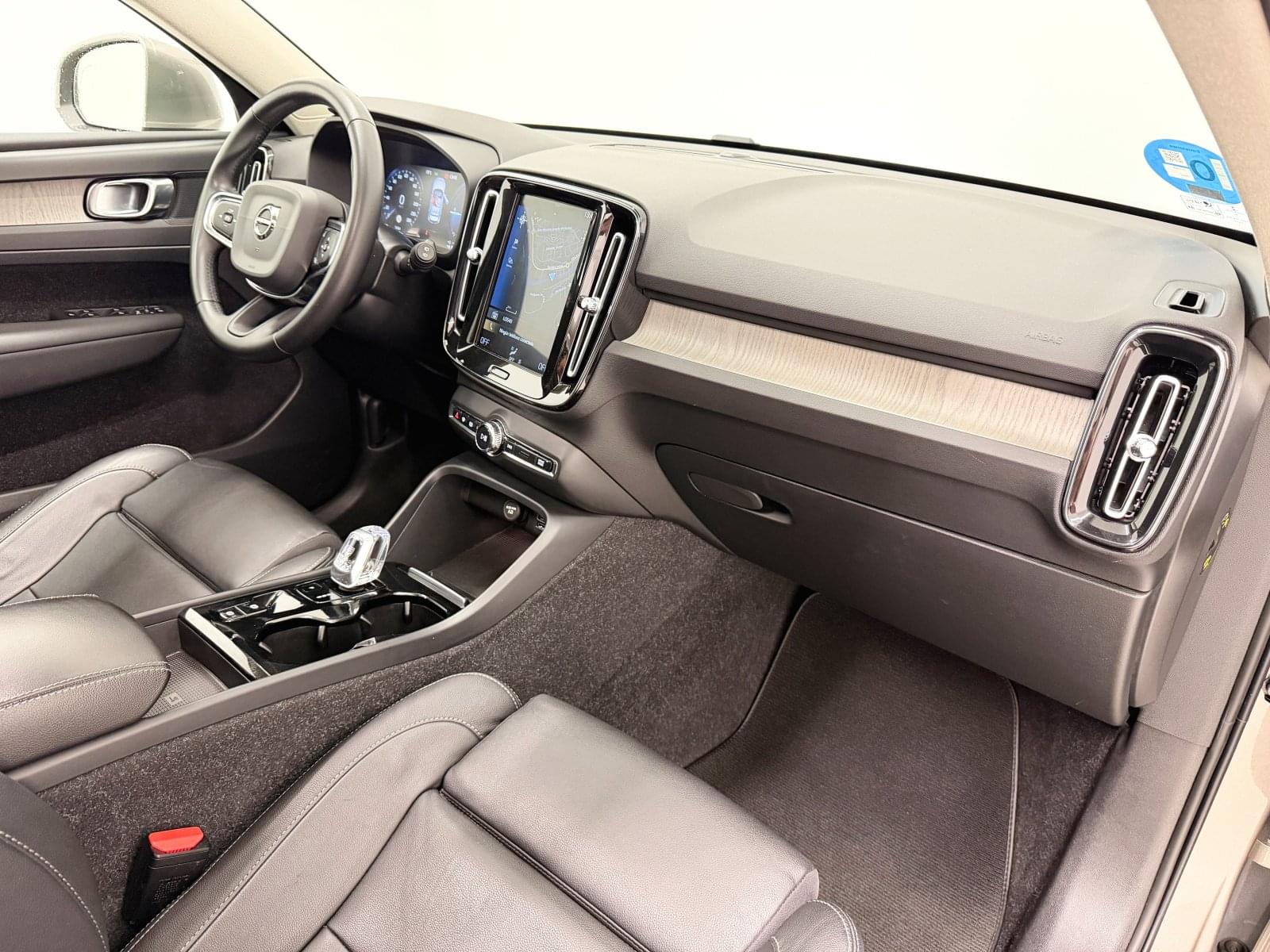 VOLVO XC40 1.5 PLUG-IN HYBRID INSCRIPTION T5 262CV 40 