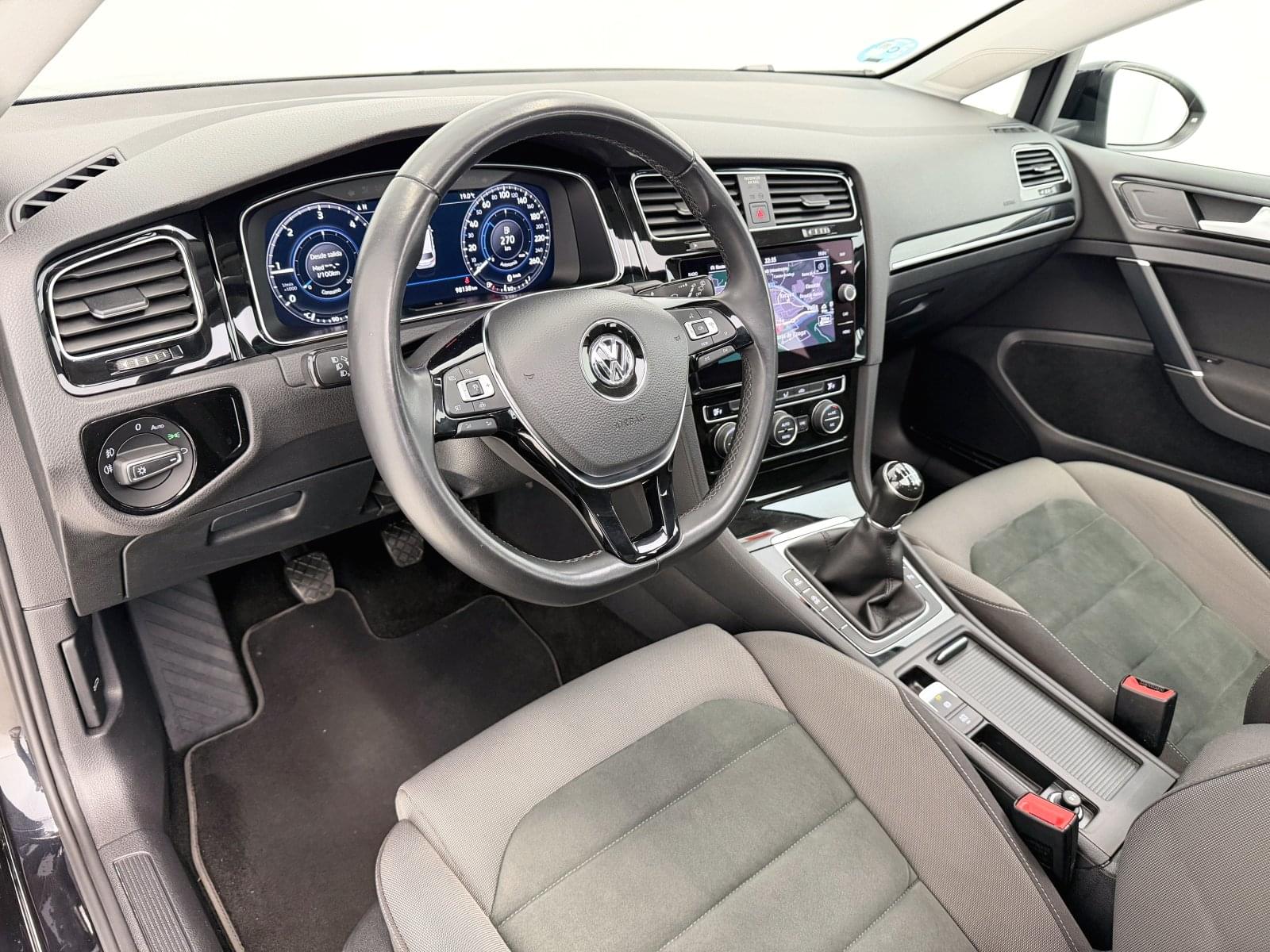 VOLKSWAGEN GOLF VARIANT SPORT BMT 2.0 TDI 150CV 26