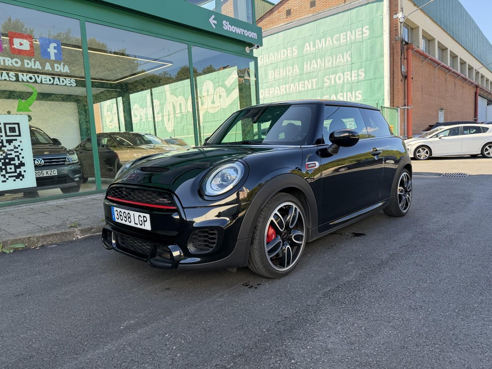 MINI MINI JOHN COOPER WORKS AUTO 2 
