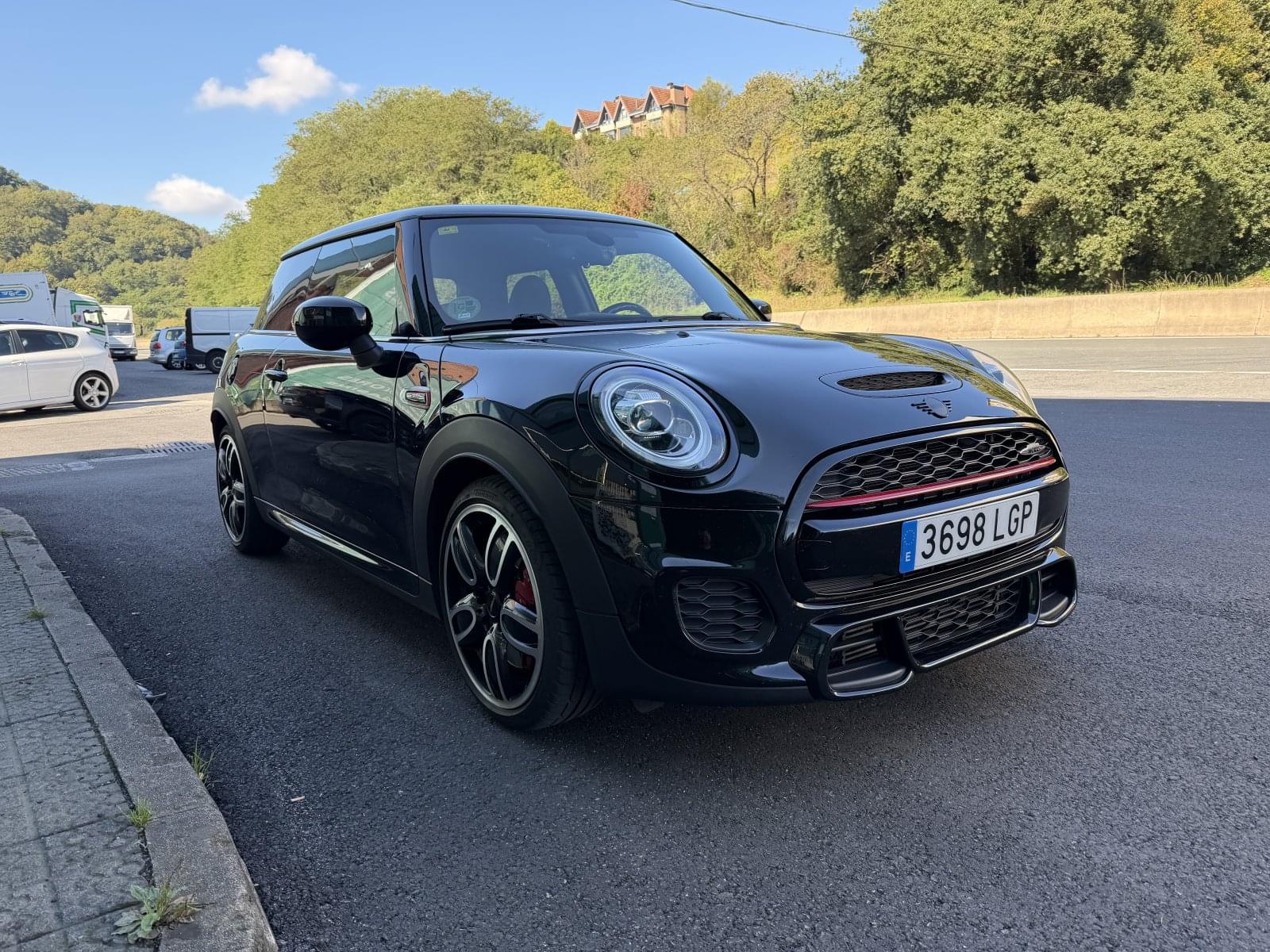 MINI MINI JOHN COOPER WORKS AUTO 3 