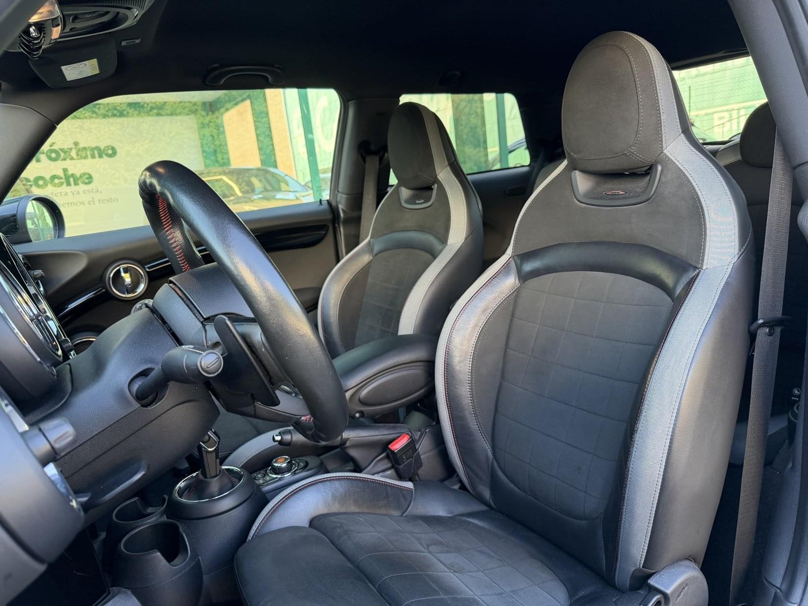 MINI MINI JOHN COOPER WORKS AUTO 7 