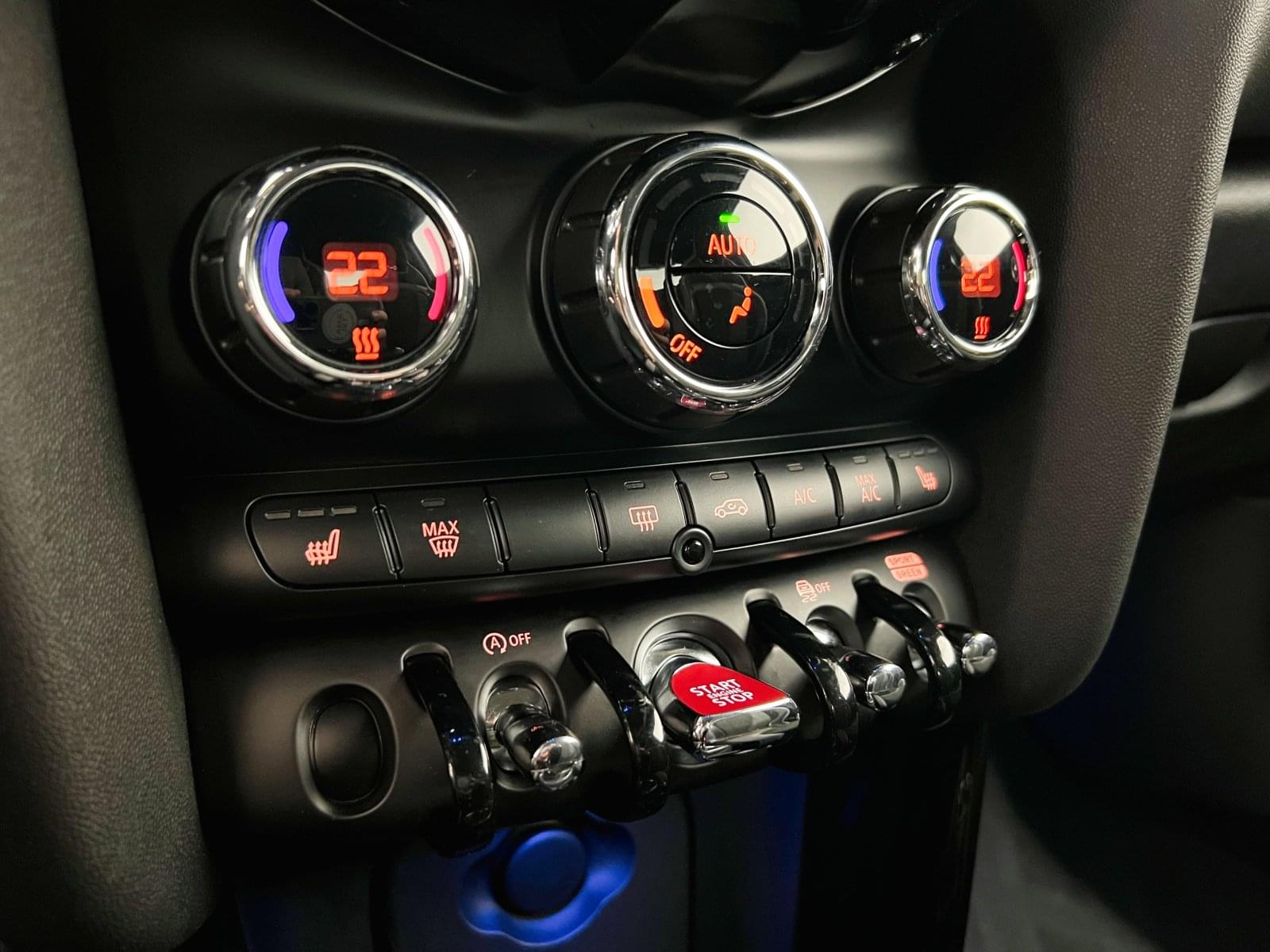 MINI MINI JOHN COOPER WORKS AUTO 40 