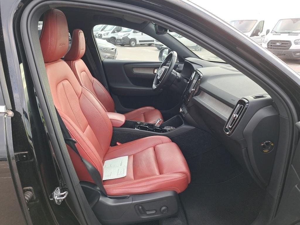 VOLVO XC40 2.0 D3 INSCRIPTION AUTO 10 