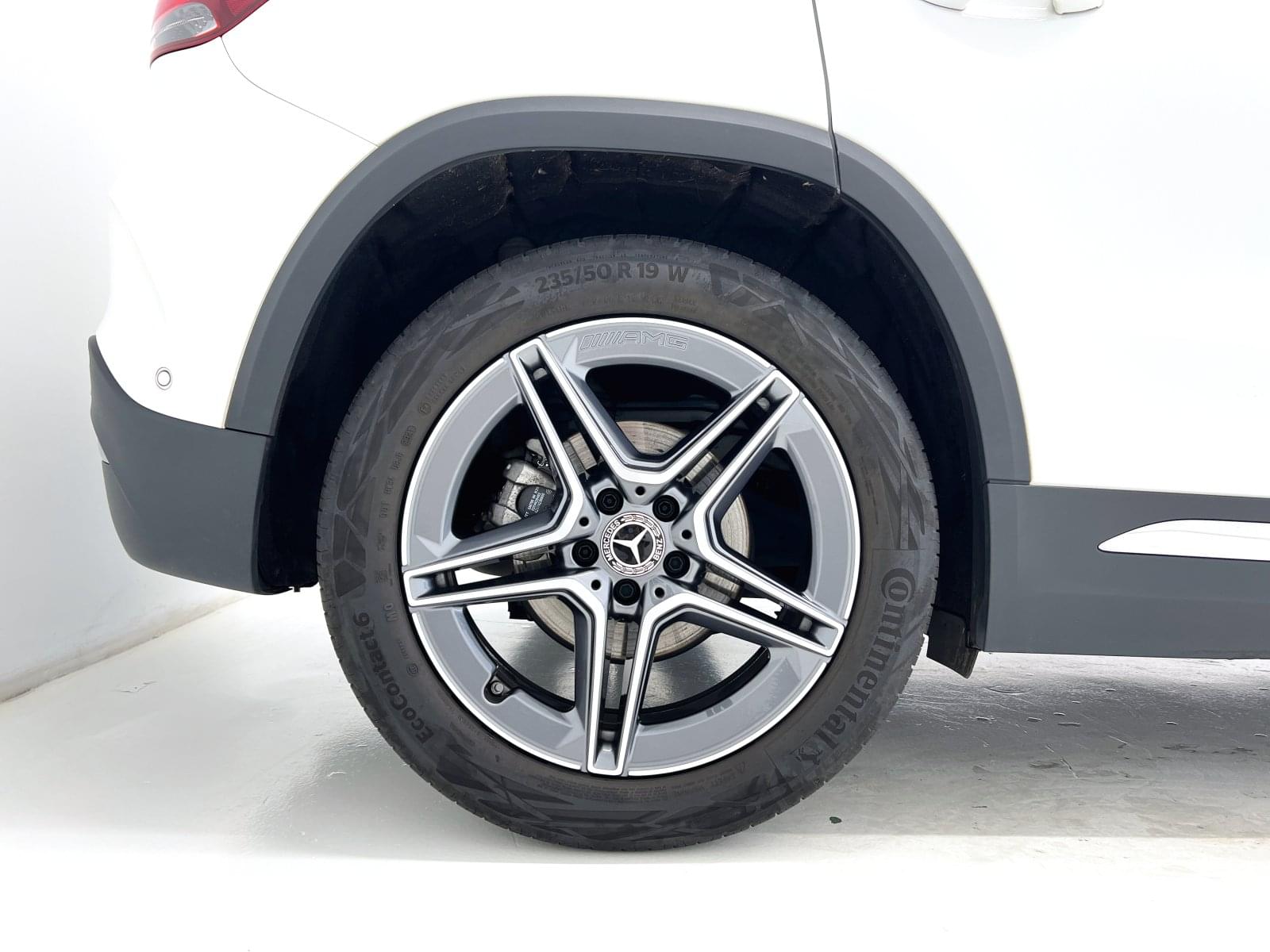 MERCEDES CLASE GLA 200D 150CV AUTO AMG 22 