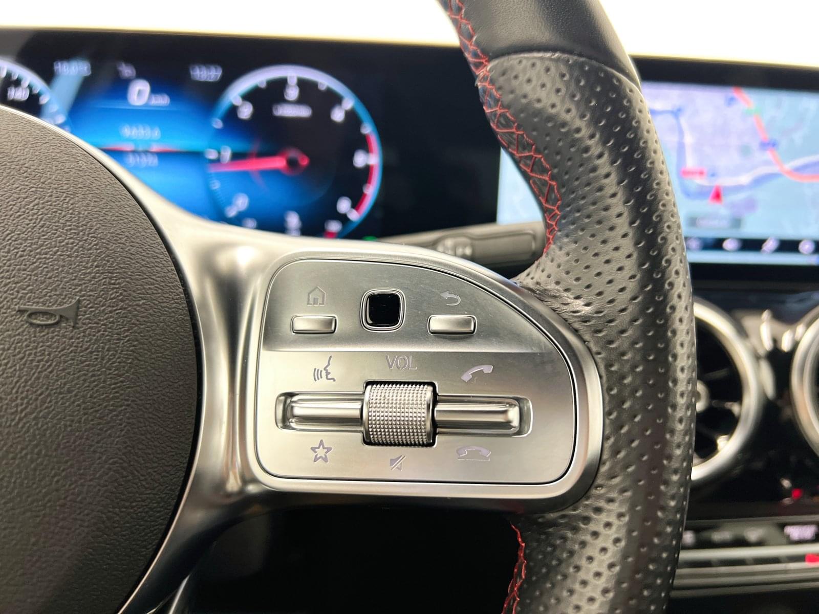 MERCEDES CLASE GLA 200D 150CV AUTO AMG 29 