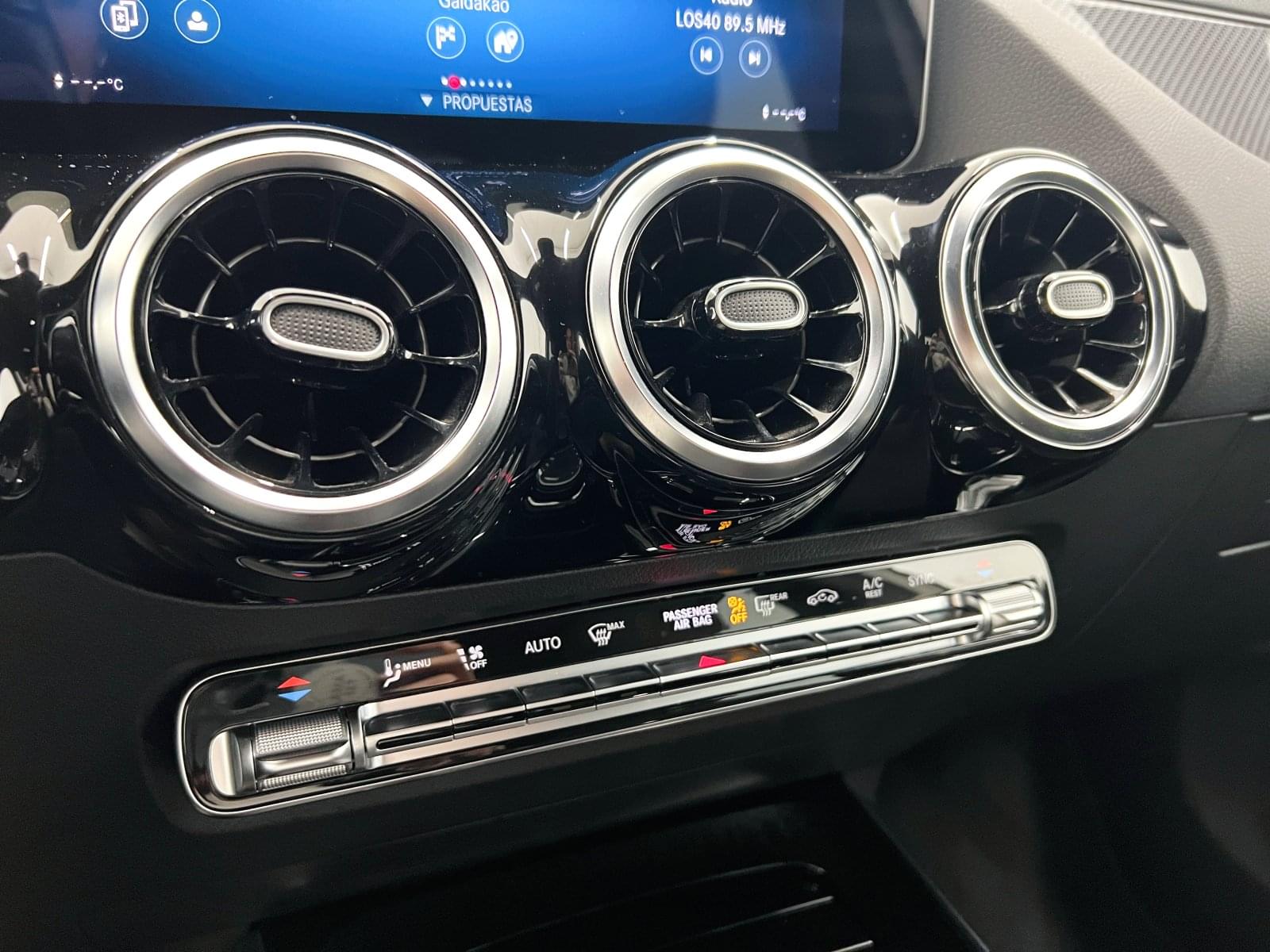 MERCEDES CLASE GLA 200D 150CV AUTO AMG 34 