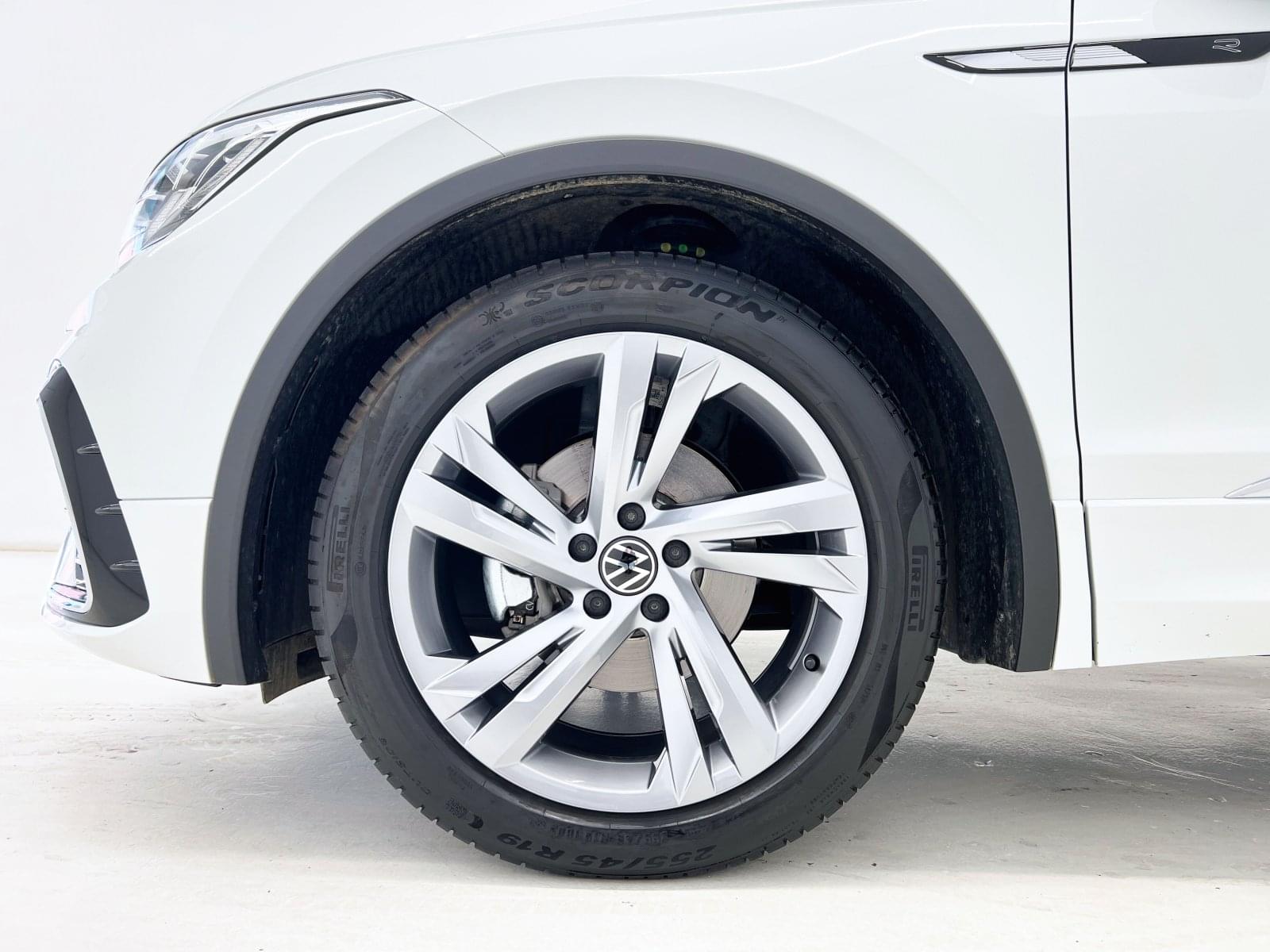 VOLKSWAGEN TIGUAN R-LINE 1.5 TSI 150CV DSG 23 