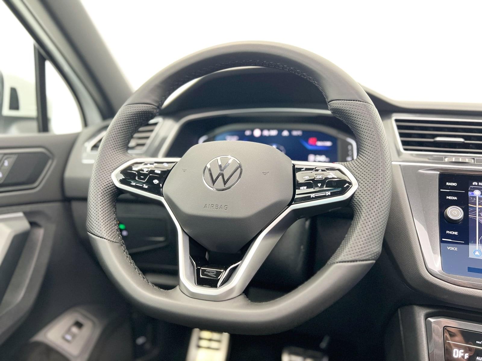 VOLKSWAGEN TIGUAN R-LINE 1.5 TSI 150CV DSG 31 