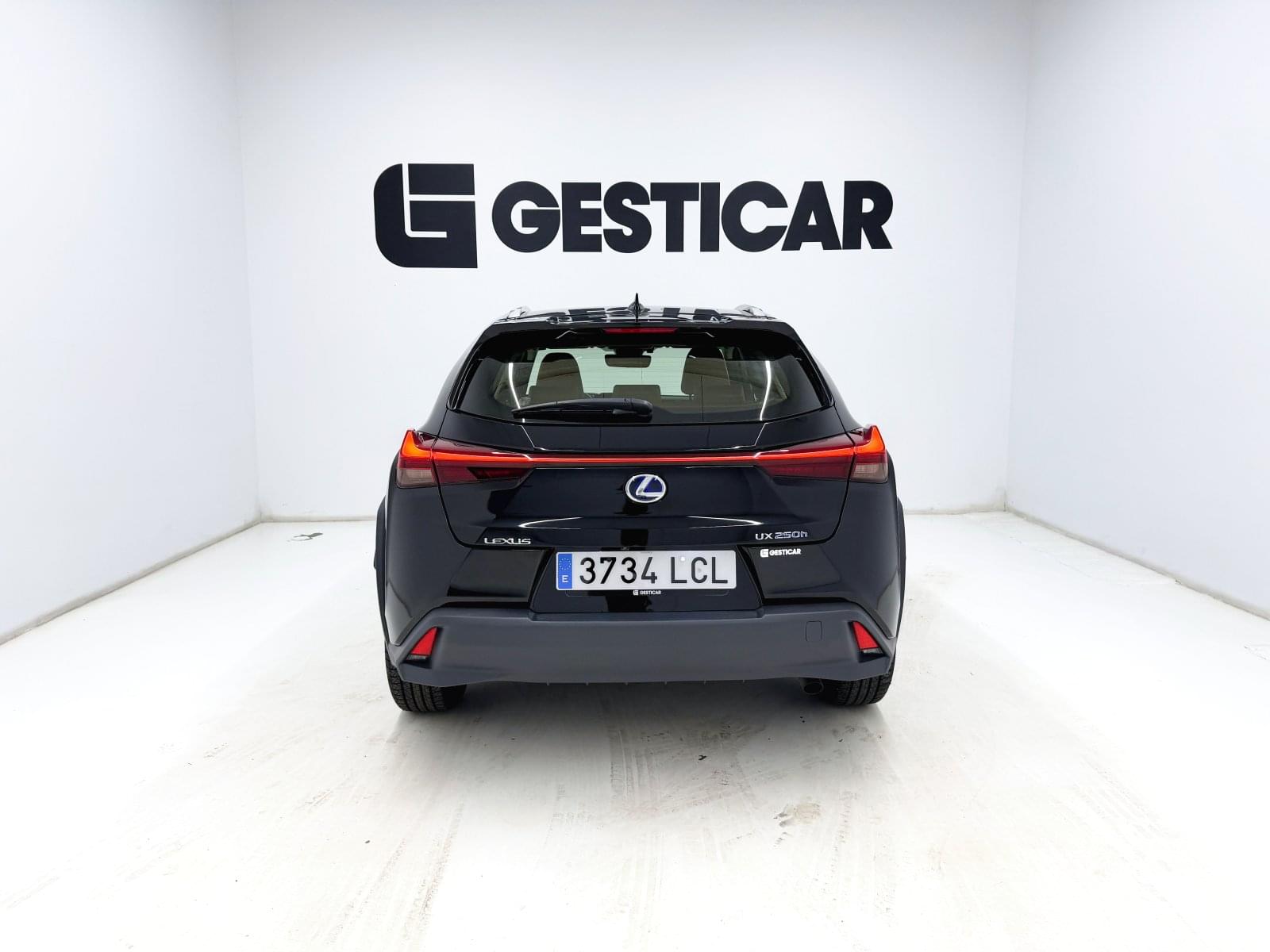 LEXUS UX 250H 184 CV 12