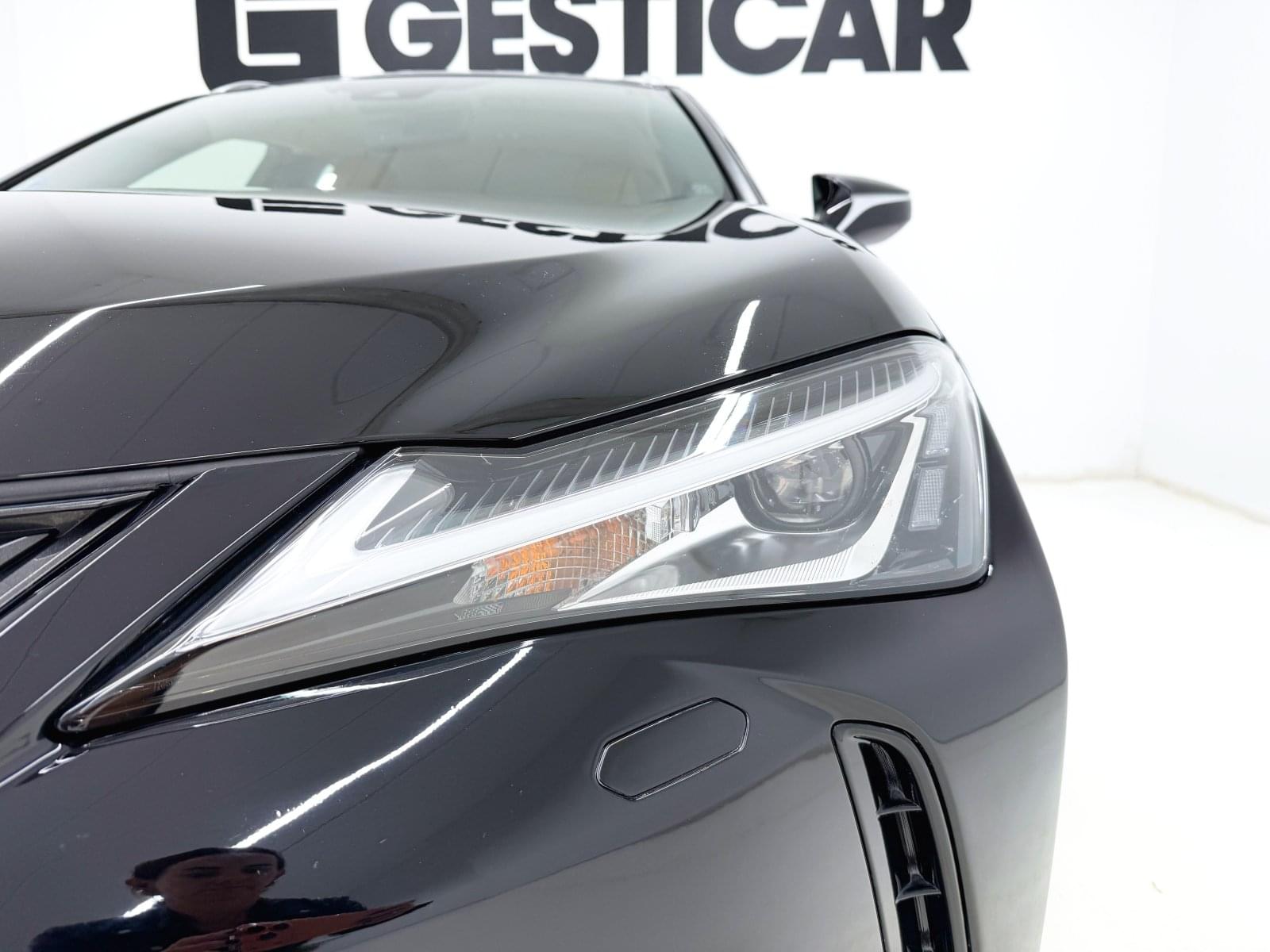 LEXUS UX 250H 184 CV 7