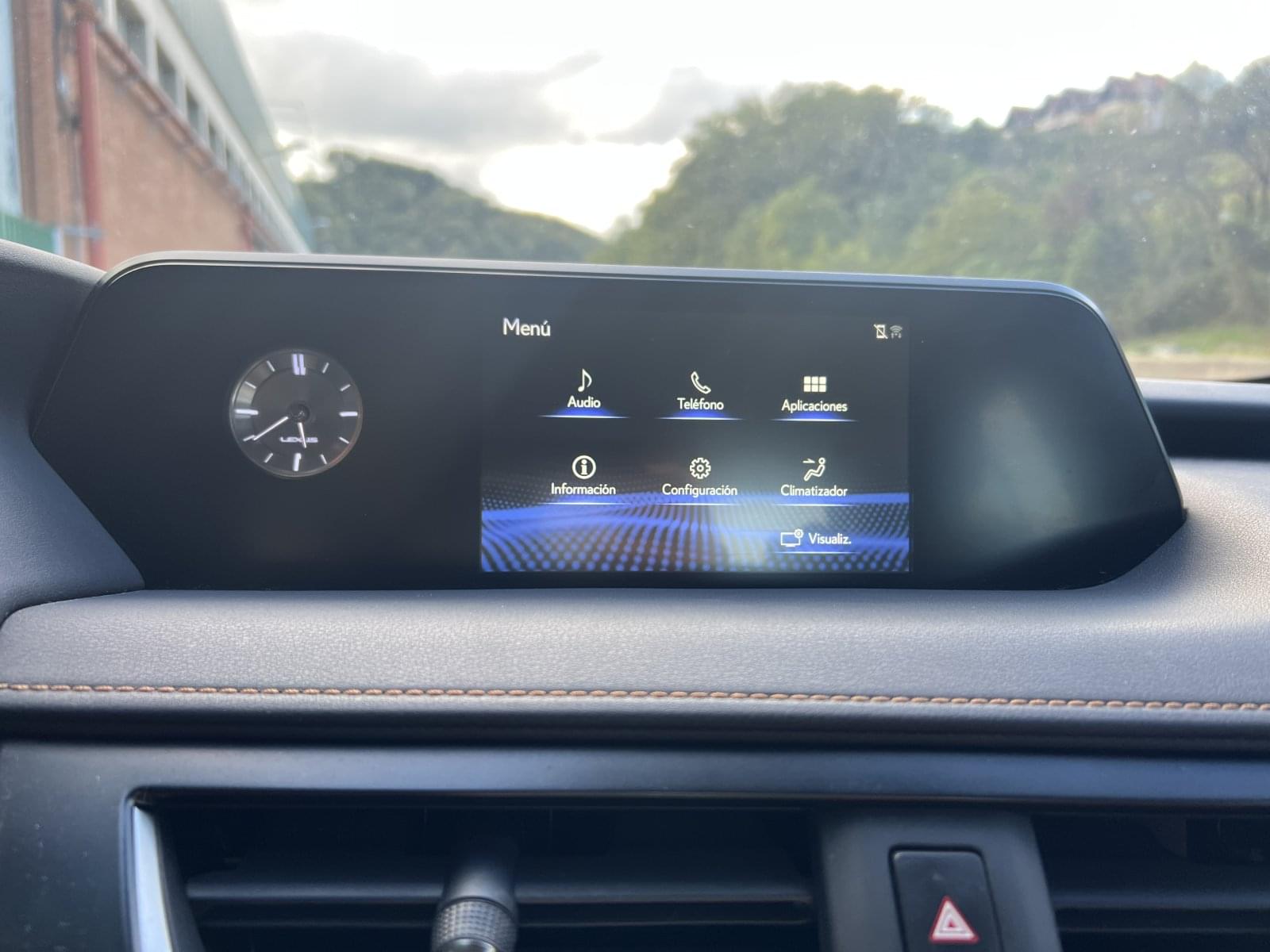 LEXUS UX 250H  152  CV 13 