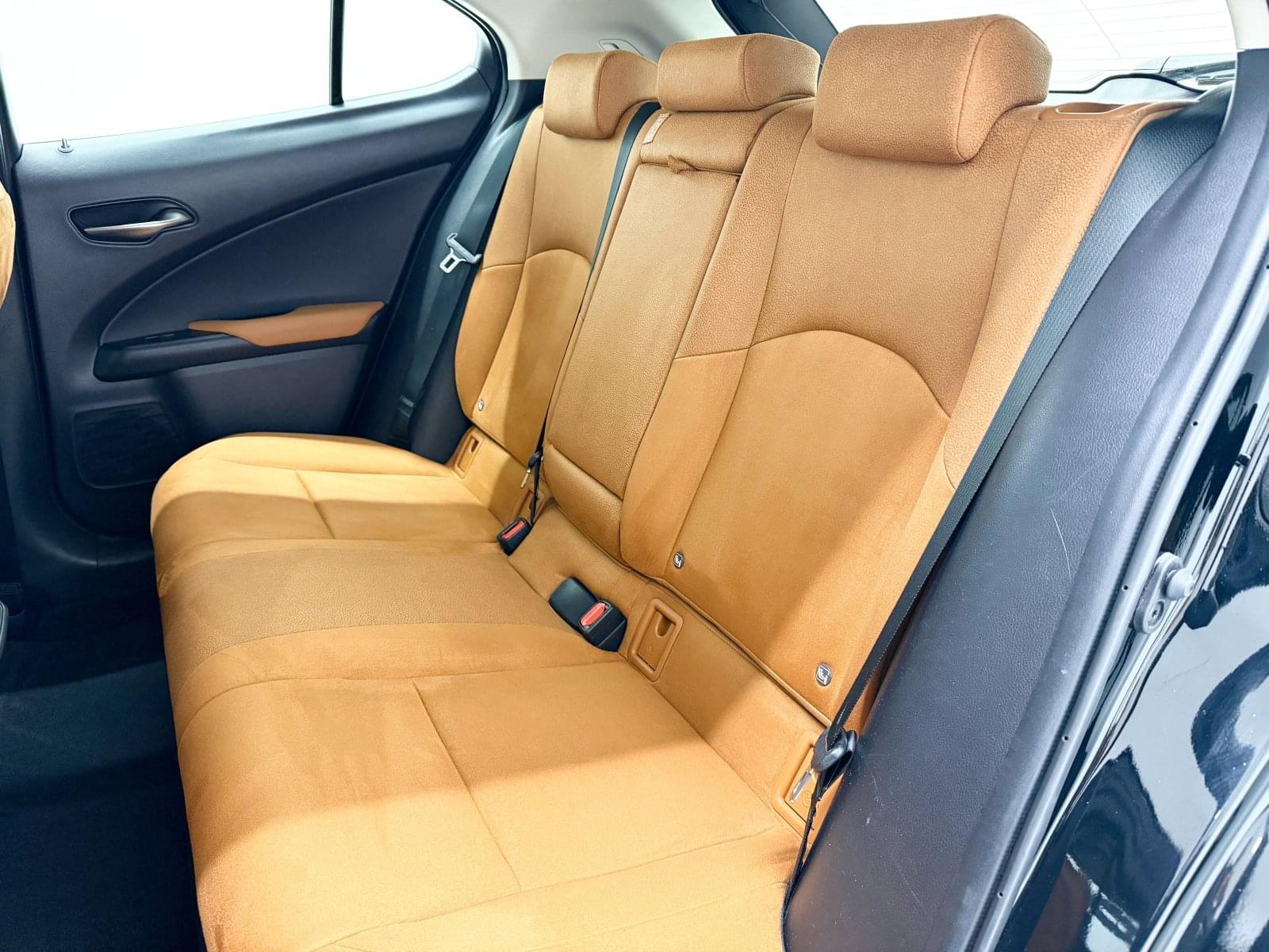 LEXUS UX 250H 184 CV 41