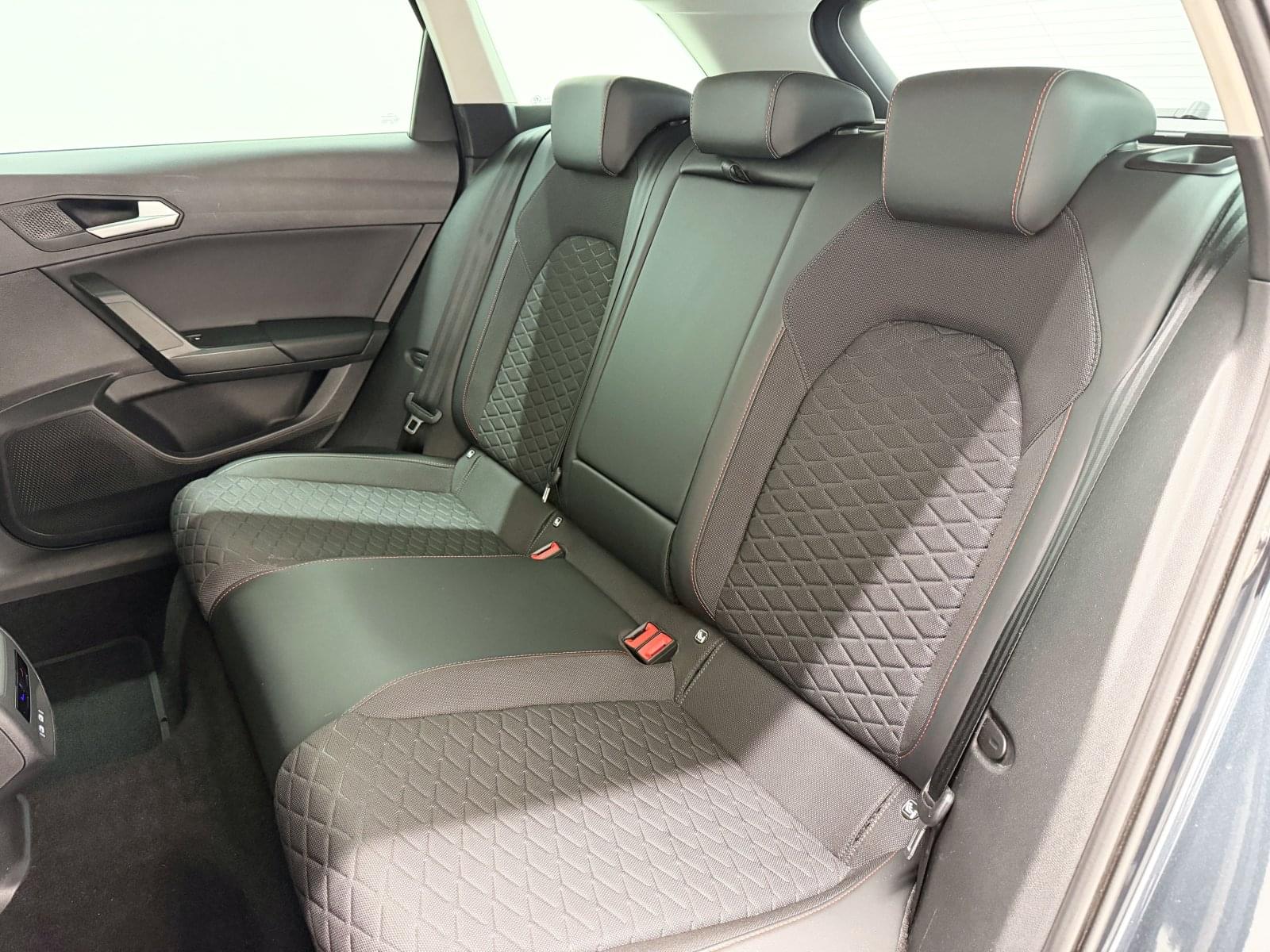 SEAT LEÓN SP 2.0 TDI 150CV S&S FR XS 45