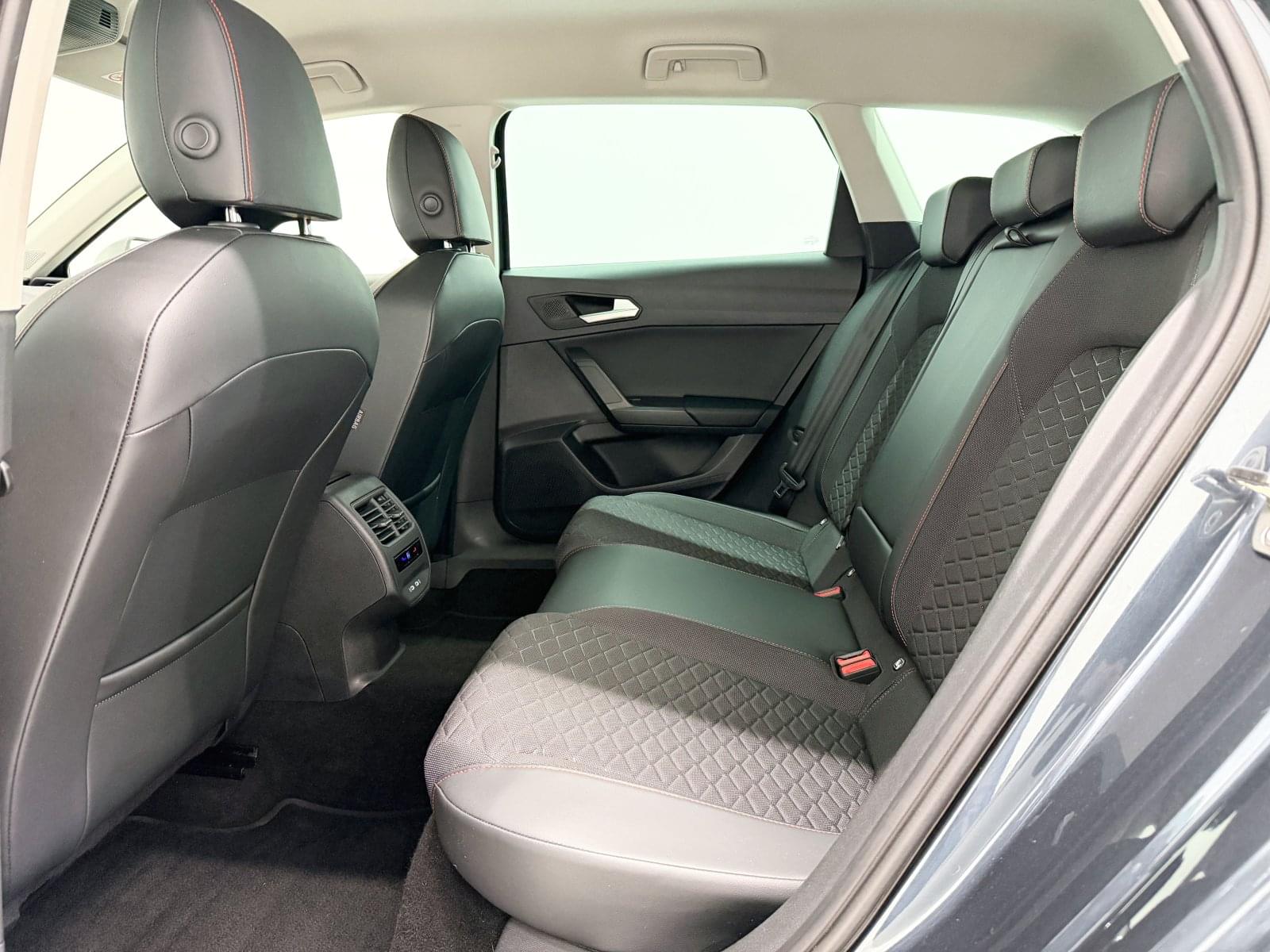 SEAT LEÓN SP 2.0 TDI 150CV S&S FR XS 44