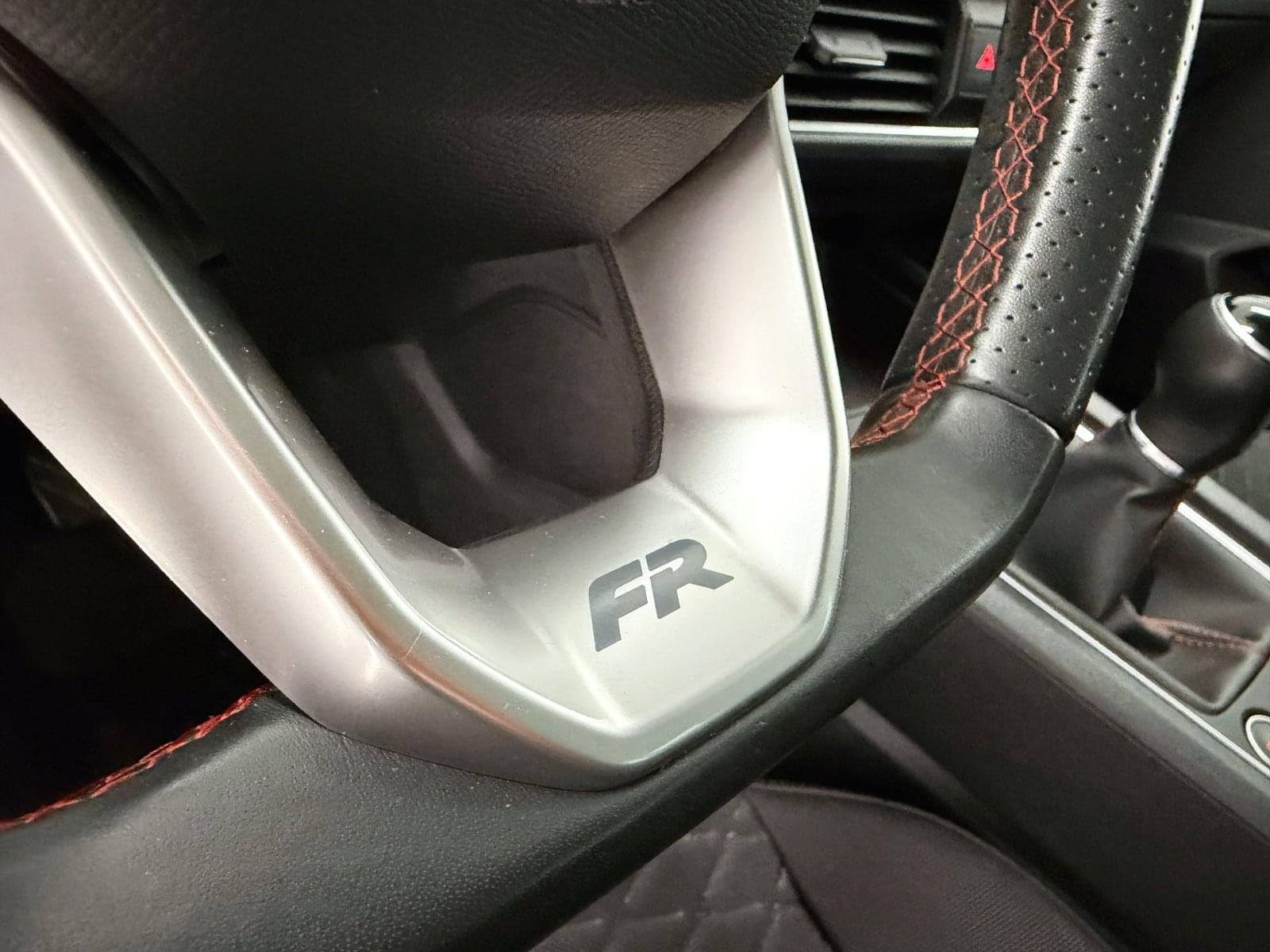 SEAT LEÓN SP 2.0 TDI 150CV S&S FR XS 32