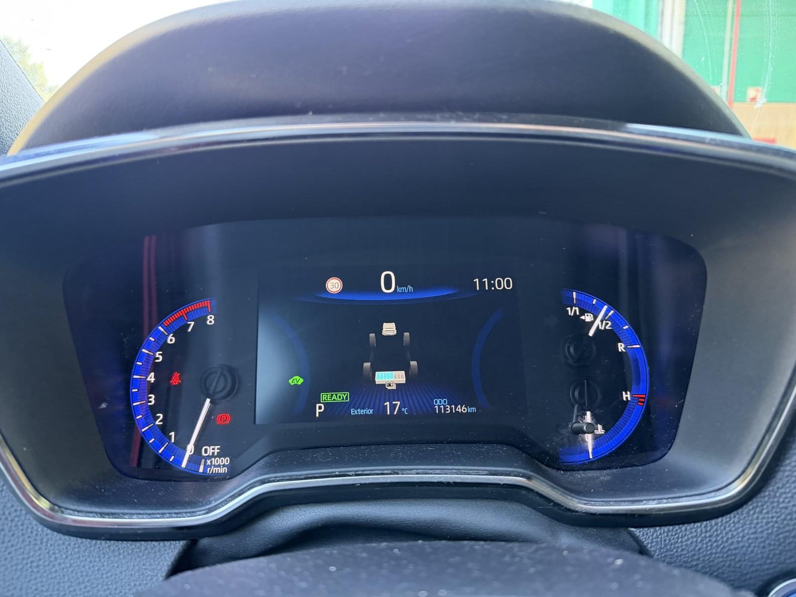 TOYOTA COROLLA 180H STYLE E-CVT TOURING SPORT 11 
