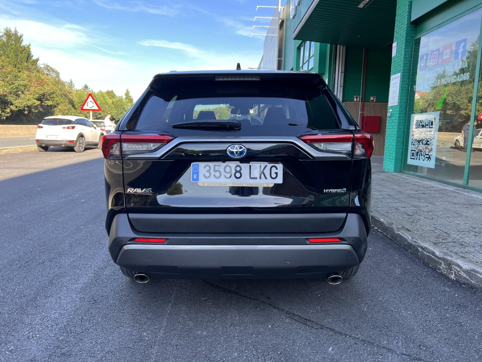 TOYOTA RAV4 2.5L 220H ADVANCE 4 