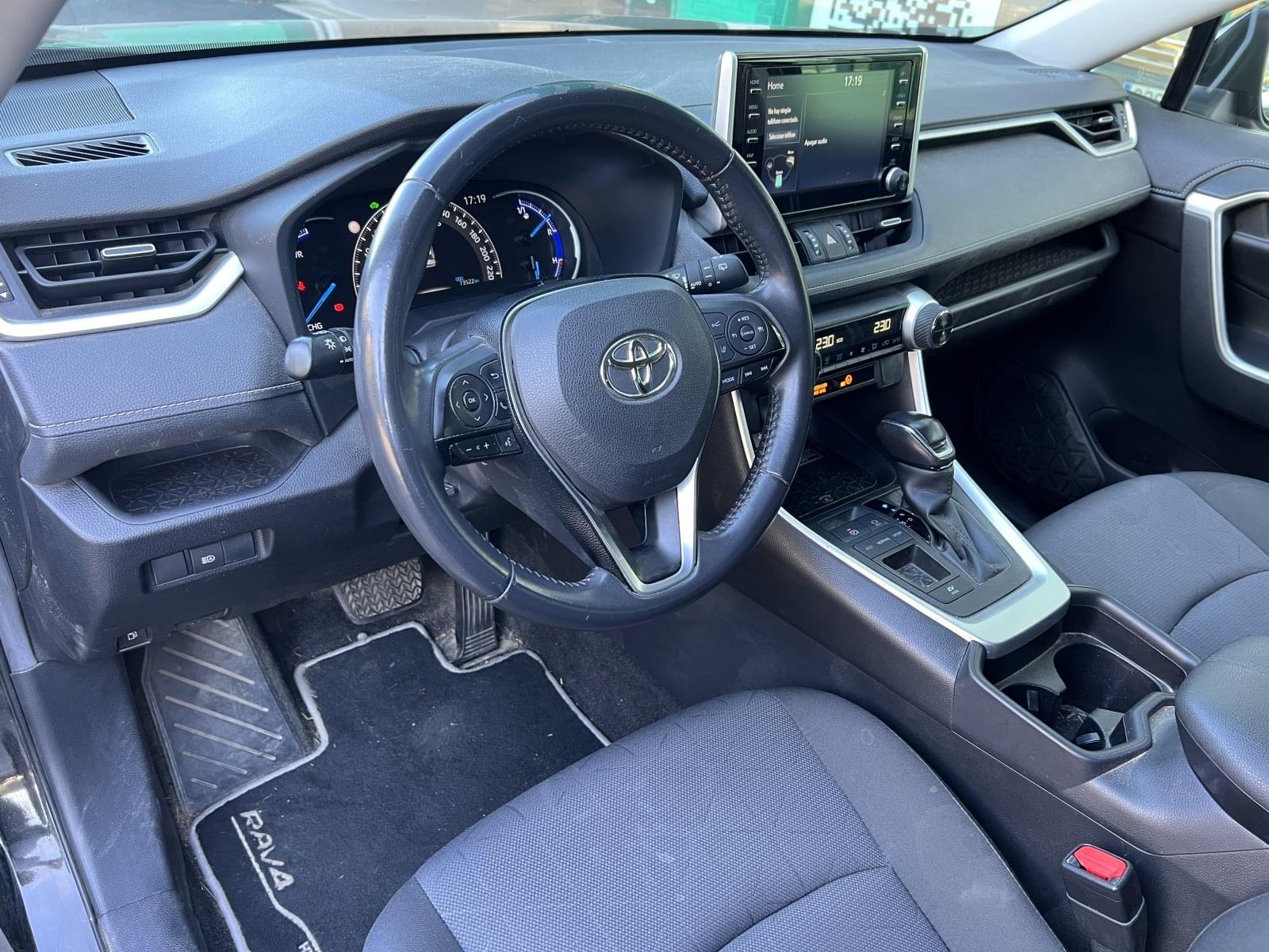 TOYOTA RAV4 2.5L 220H ADVANCE 11 