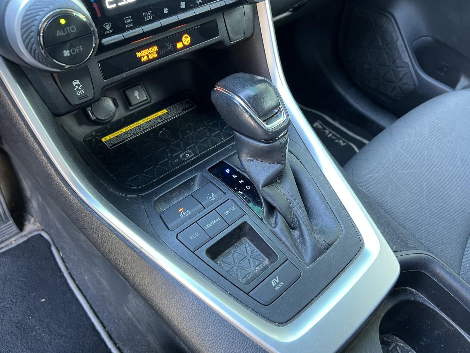 TOYOTA RAV4 2.5L 220H ADVANCE 16 