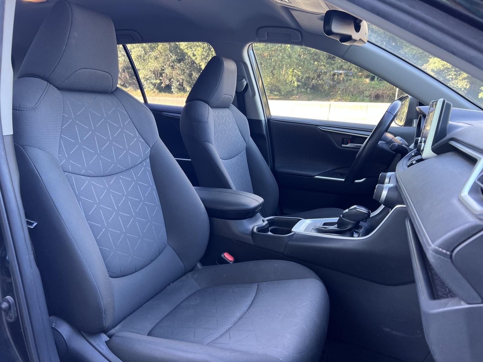 TOYOTA RAV4 2.5L 220H ADVANCE 19 