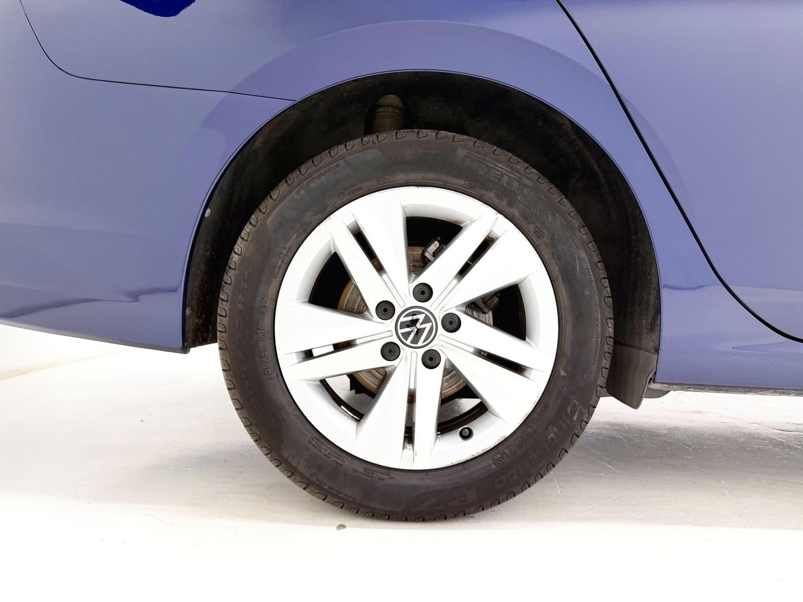 VOLKSWAGEN GOLF LIFE1.0 TSI VARIANT 110CV 22 