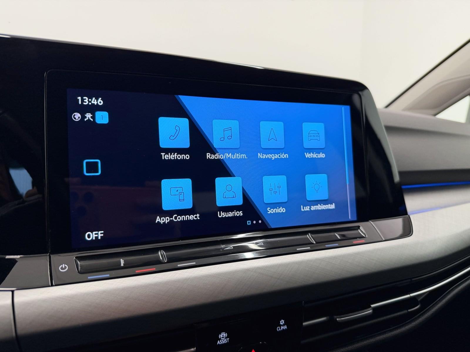 VOLKSWAGEN GOLF LIFE1.0 TSI VARIANT 110CV 32 