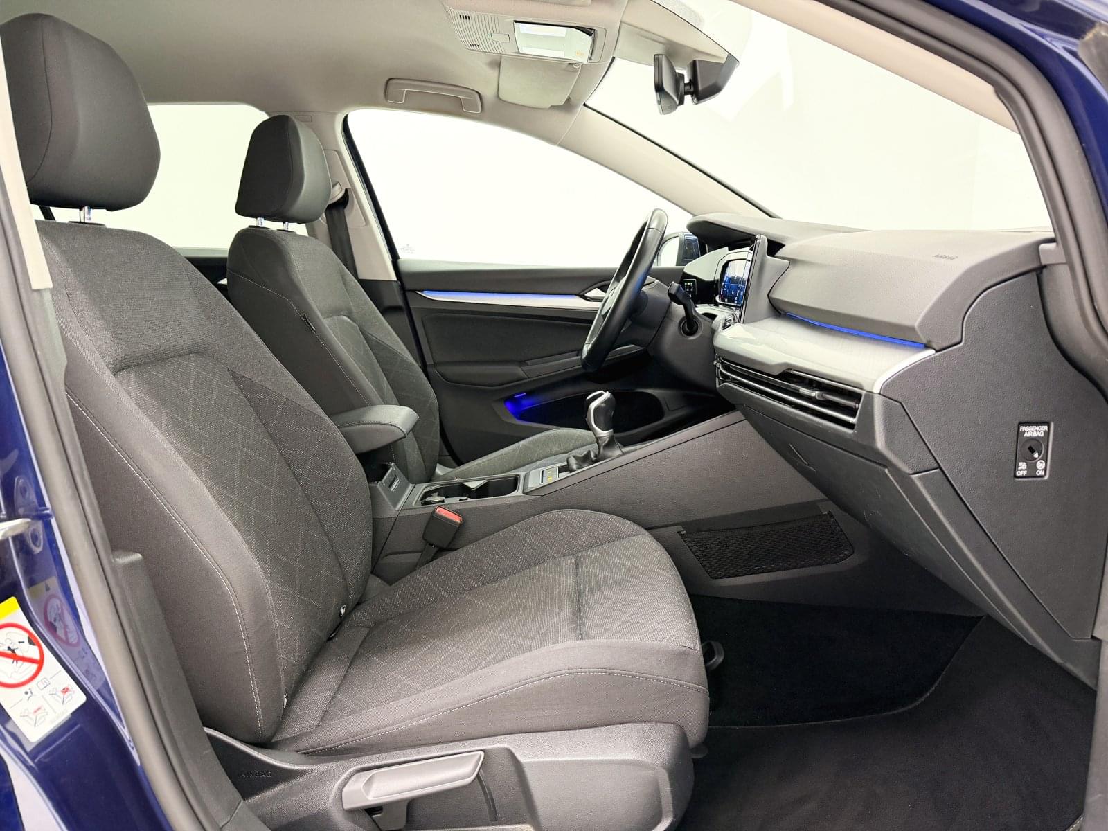 VOLKSWAGEN GOLF LIFE1.0 TSI VARIANT 110CV 39 