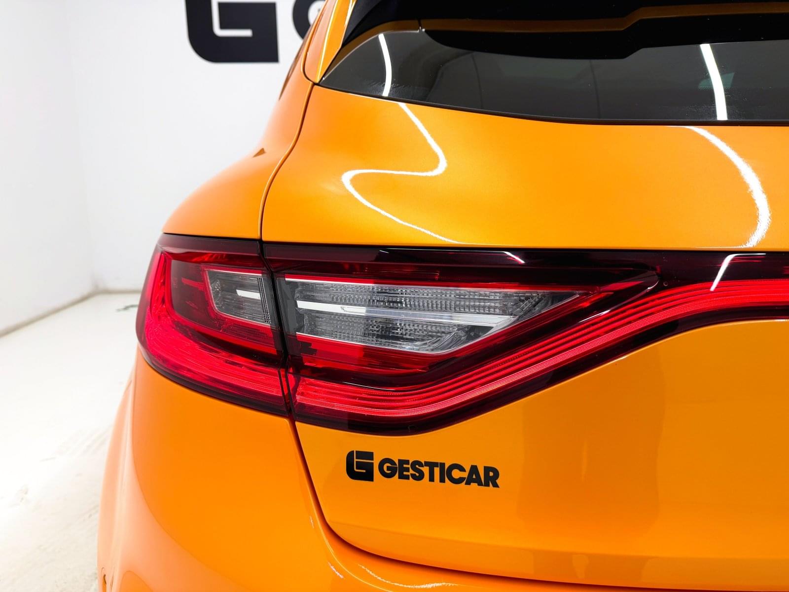 RENAULT MéGANE RS 280CV 13