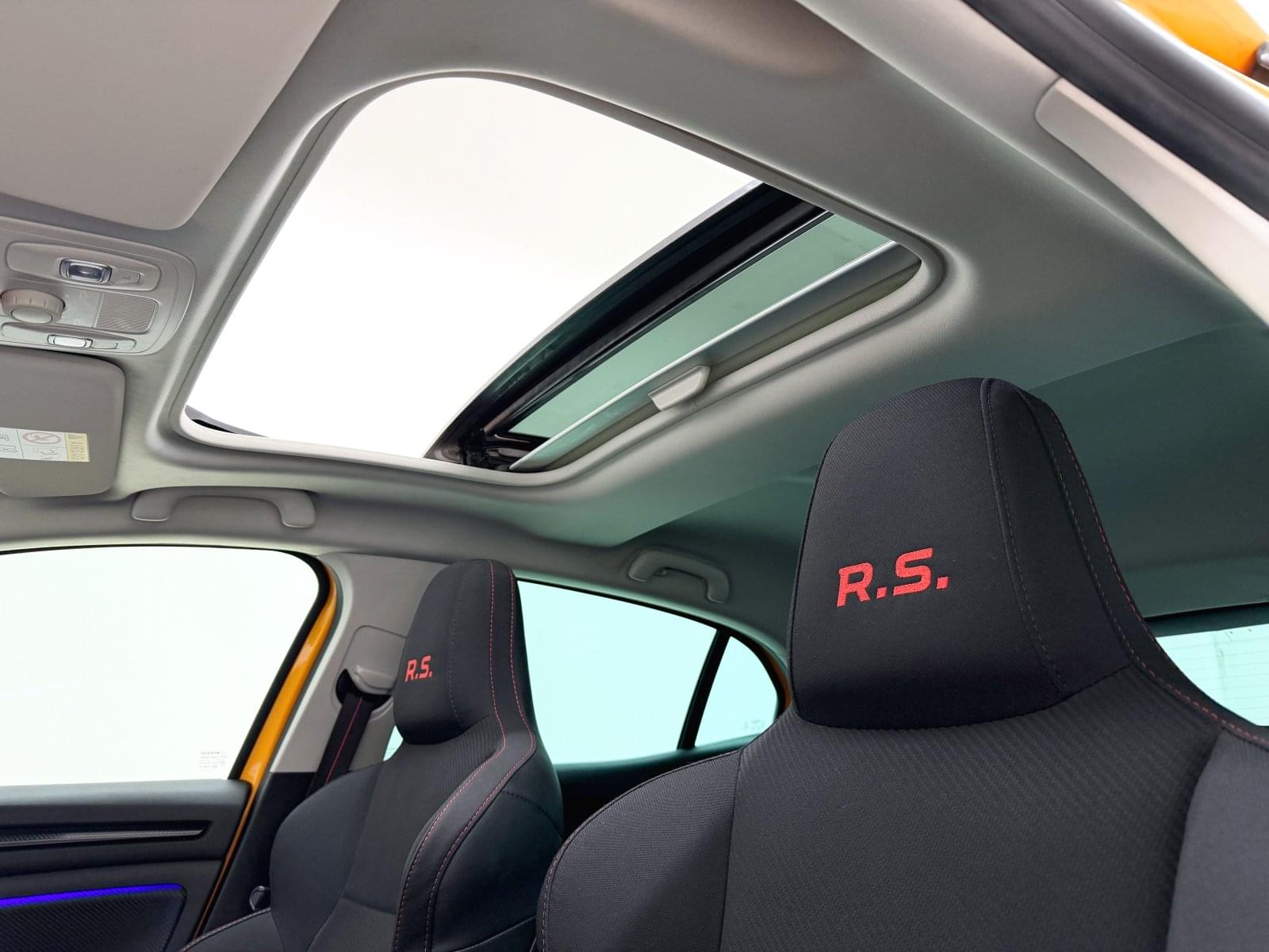 RENAULT MéGANE RS 280CV 26