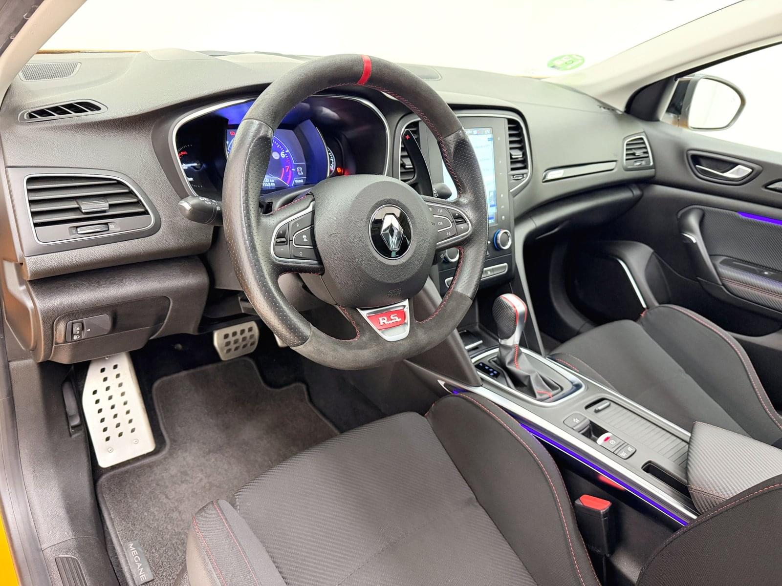 RENAULT MéGANE RS 280CV 27