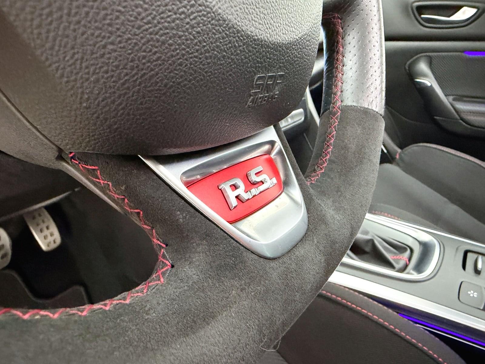 RENAULT MéGANE RS 280CV 28