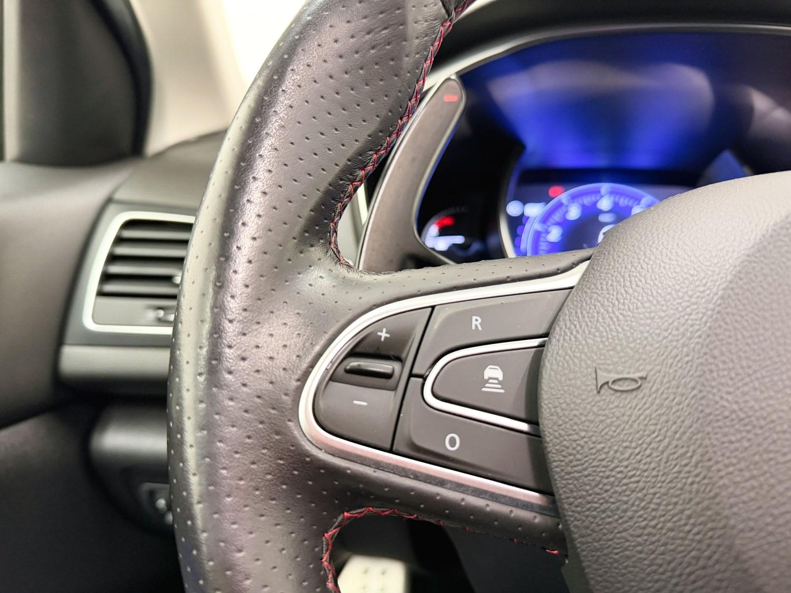 RENAULT MéGANE RS 280CV 32