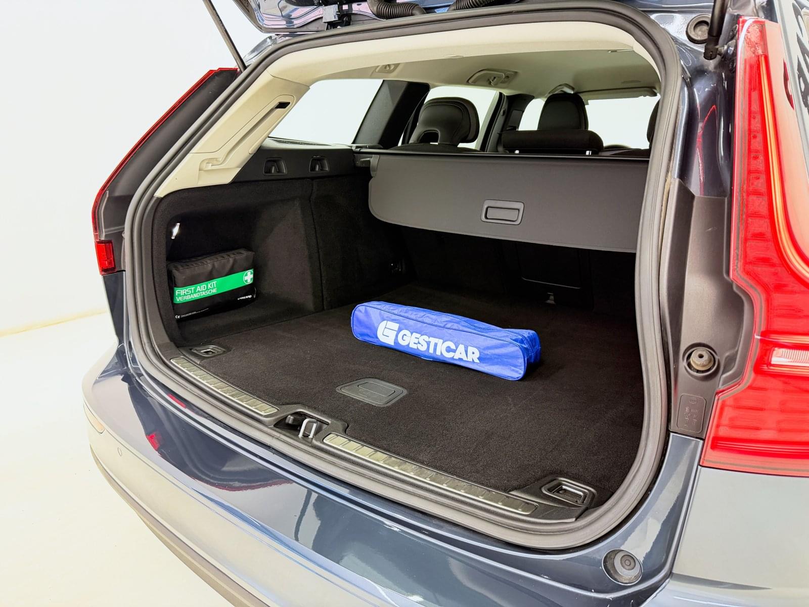 VOLVO V60 2.0 B4 MOMENTUM CORE AUTO 197CV 15 